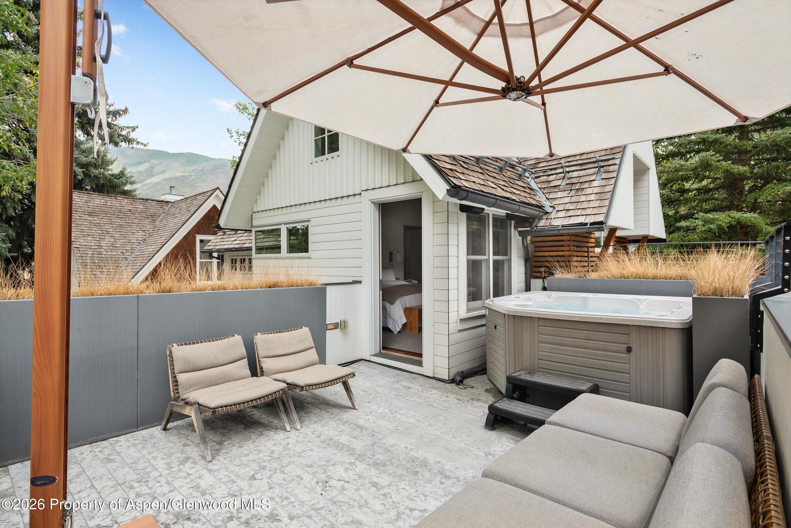 629 W Smuggler Street Aspen CO 81611