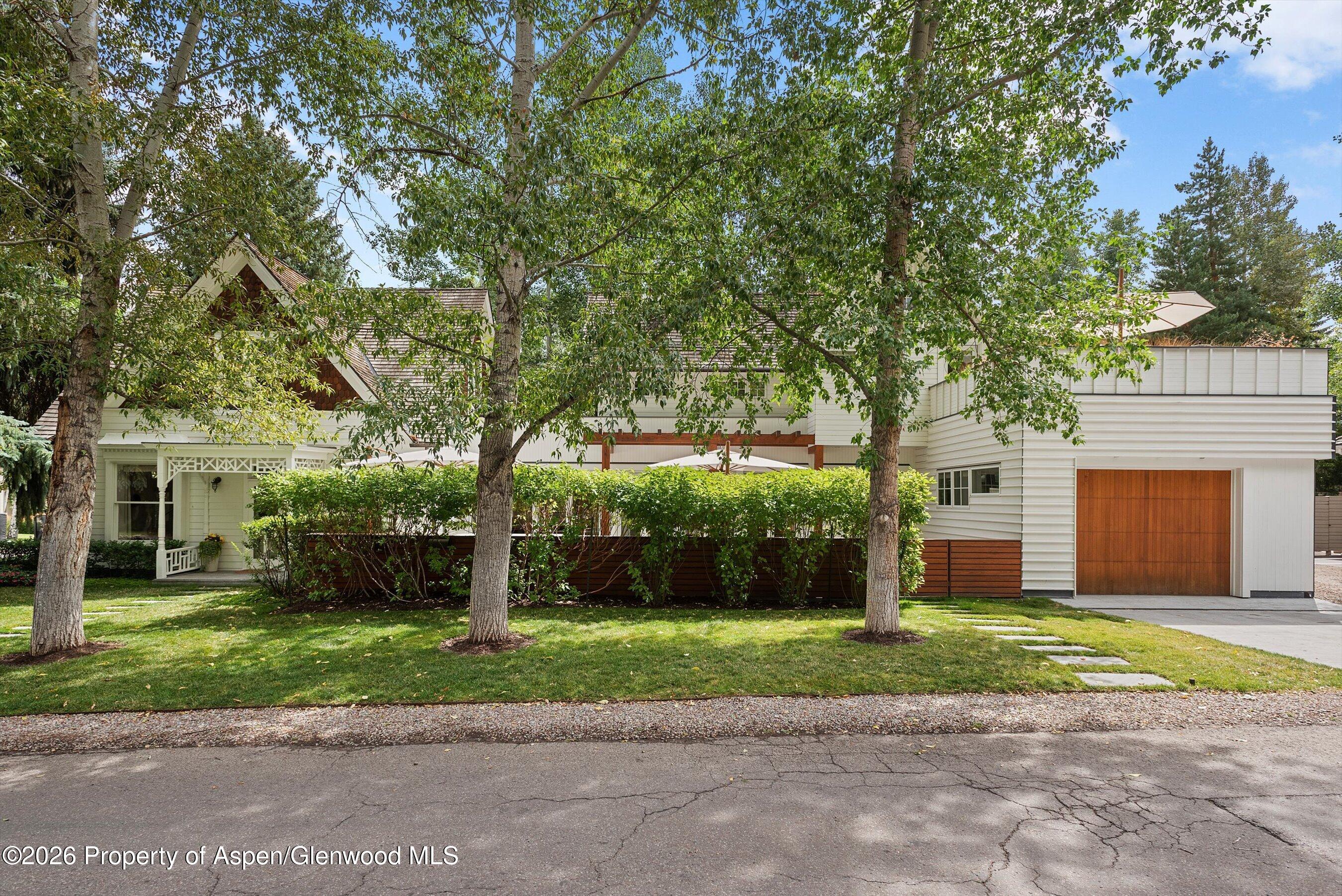 629 W Smuggler Street Aspen CO 81611