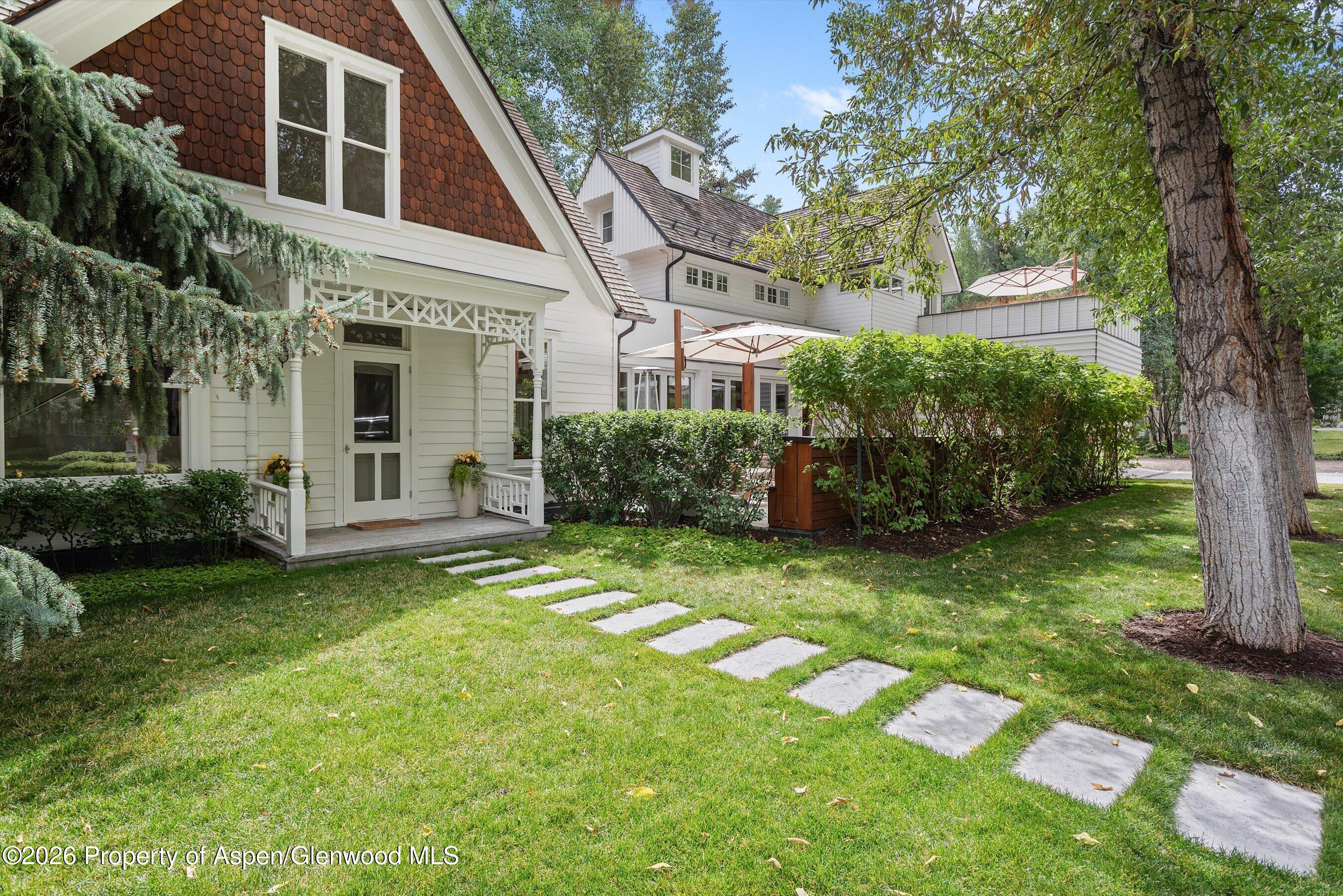 629 W Smuggler Street Aspen CO 81611