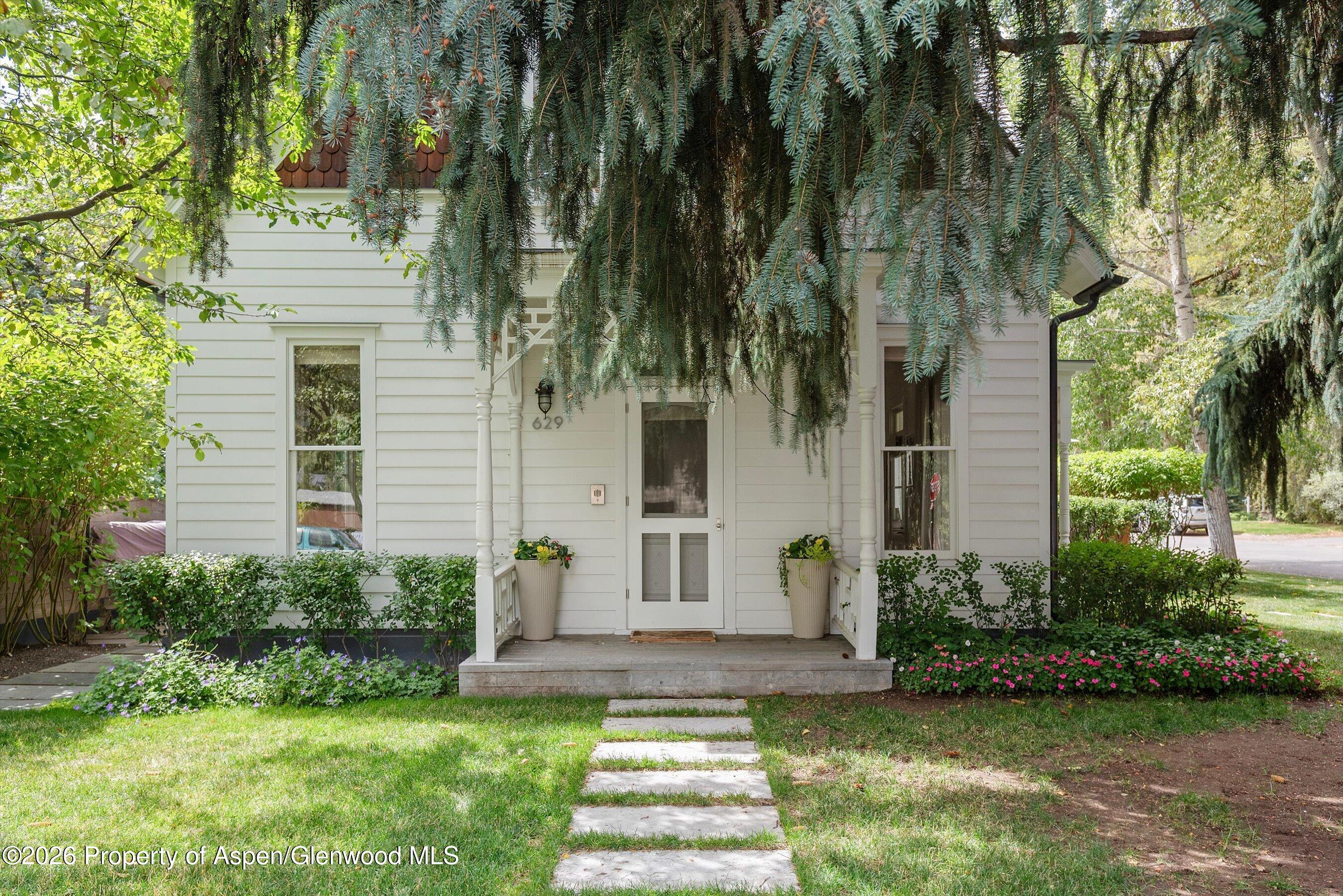 629 W Smuggler Street Aspen CO 81611