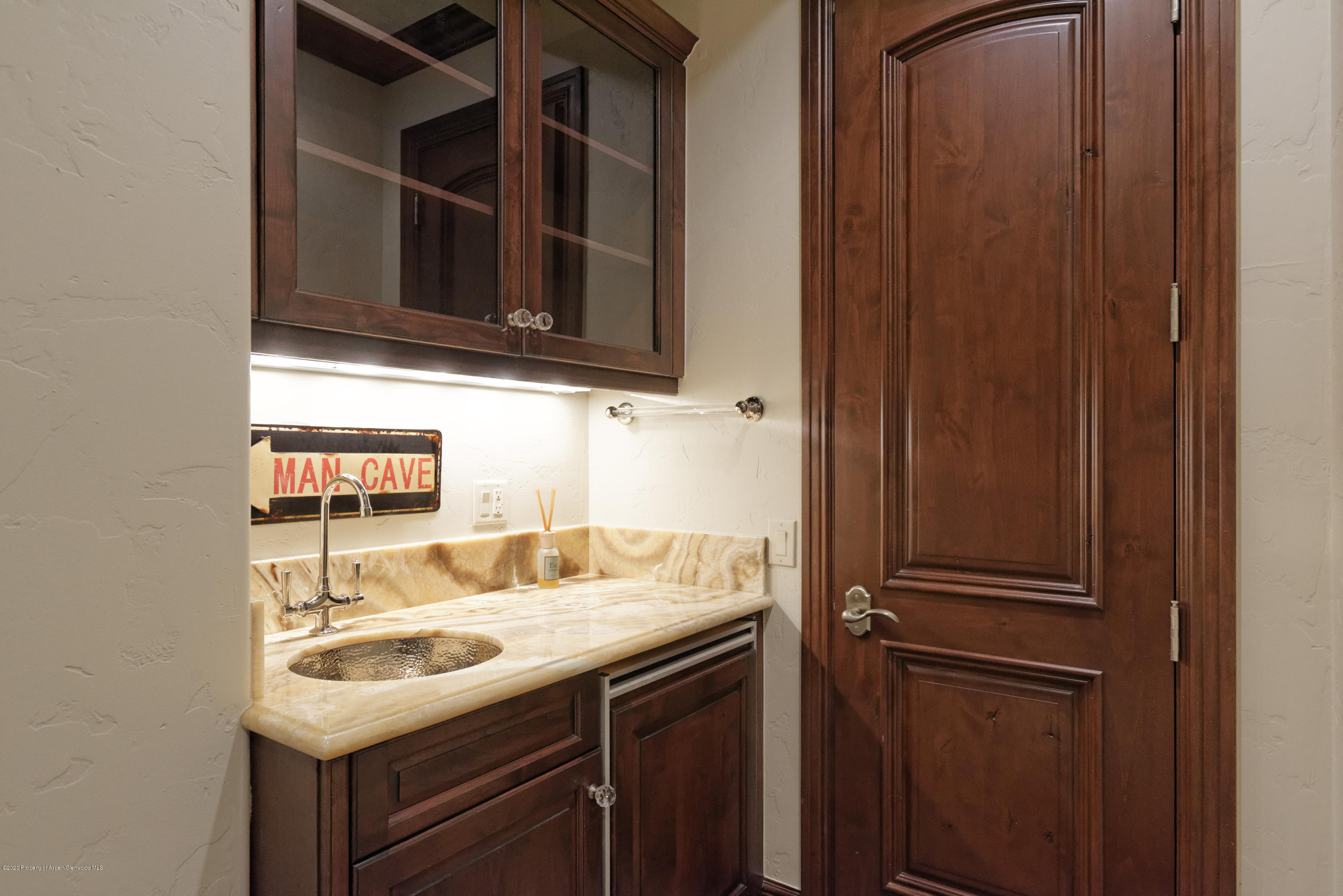 42701 Highway 82 Aspen CO 81611