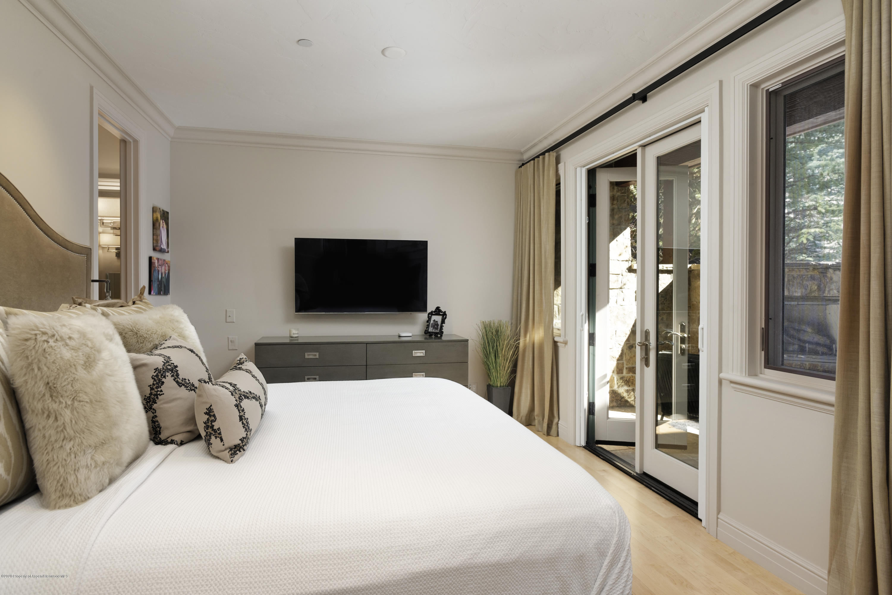 42701 Highway 82 Aspen CO 81611