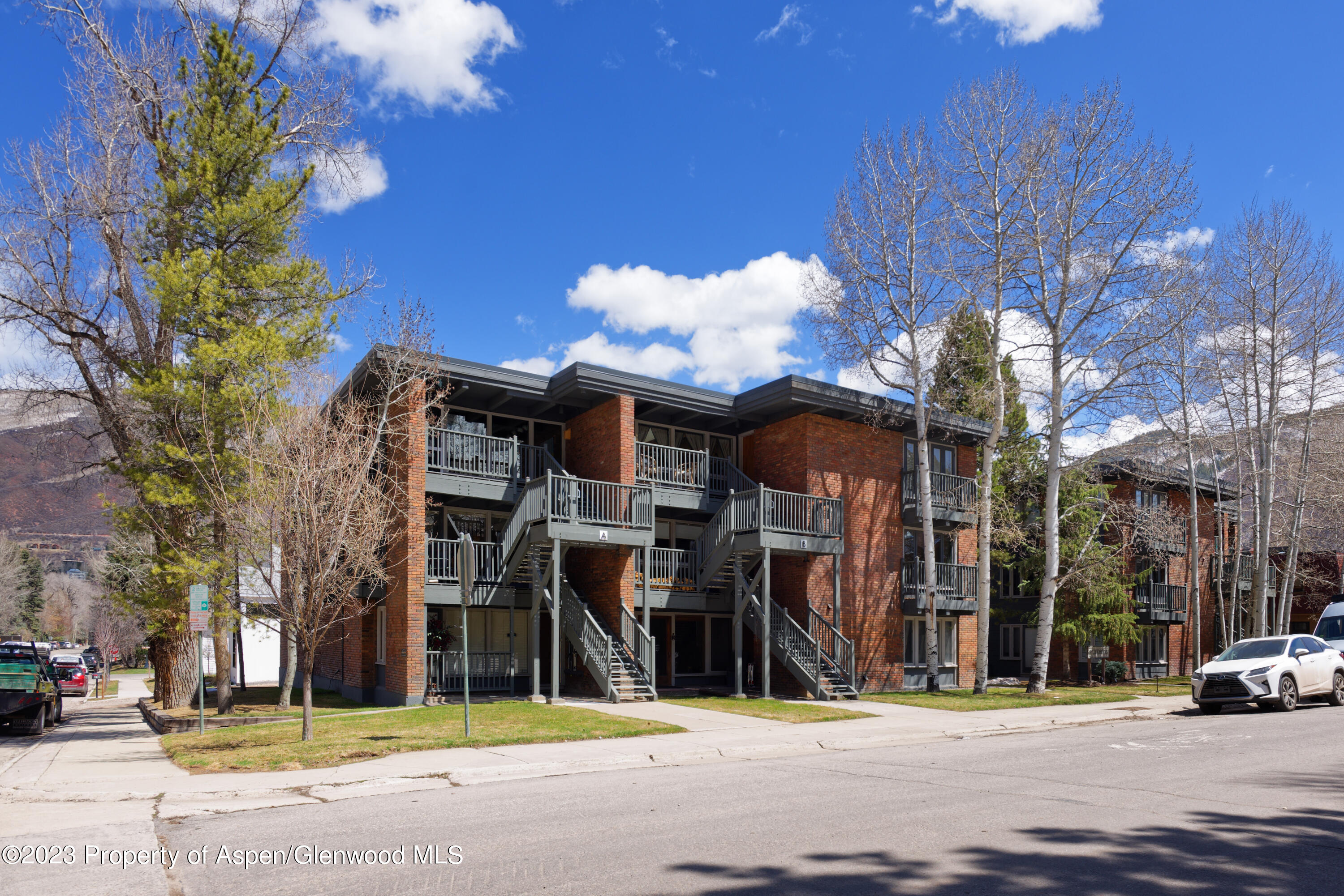 124 W Hyman Avenue Aspen CO 81611
