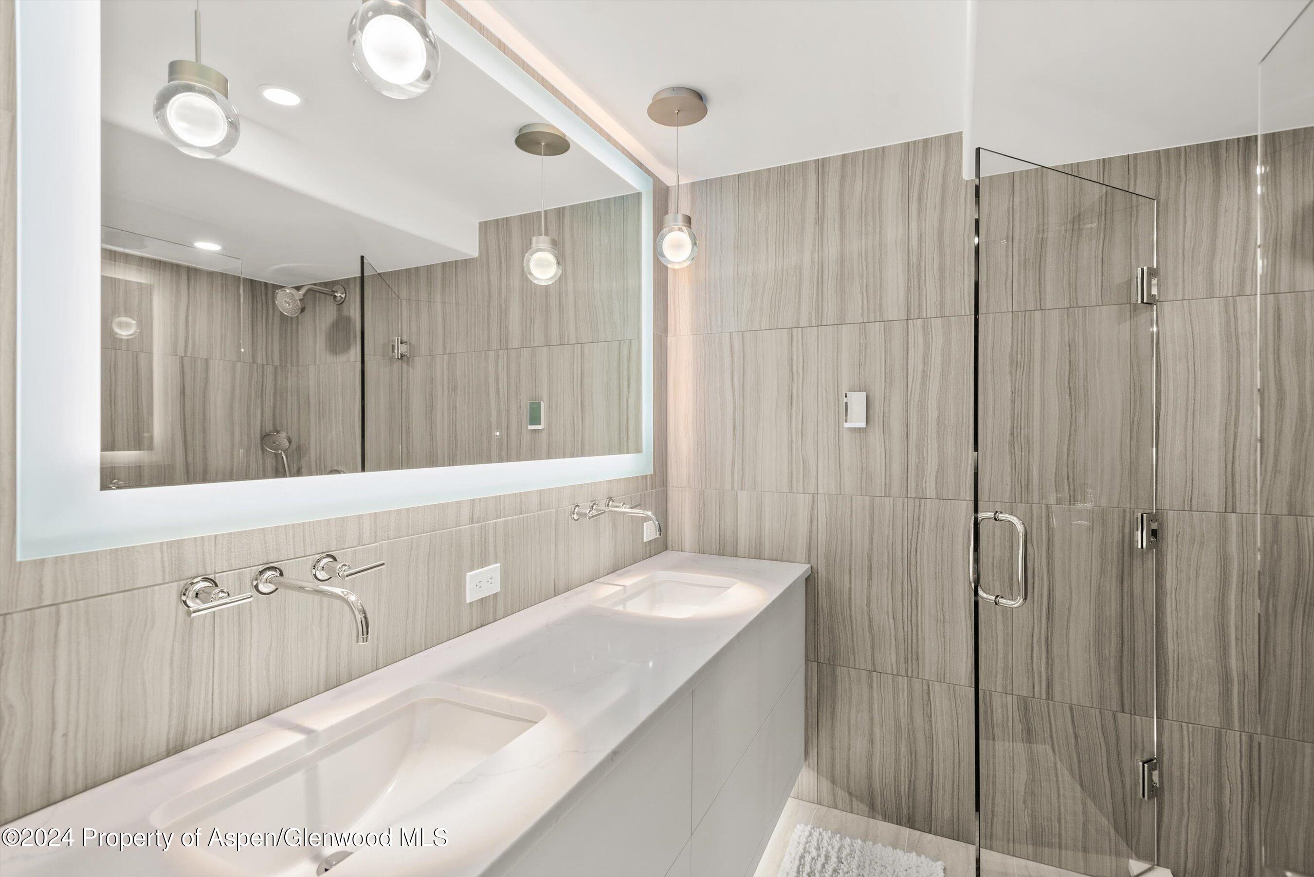 124 W Hyman Avenue Aspen CO 81611