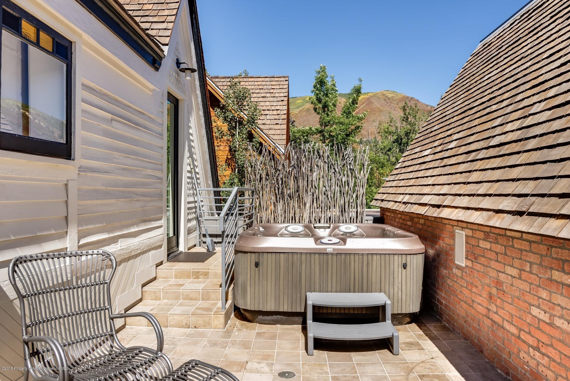 202 N Monarch Street Aspen CO 81611