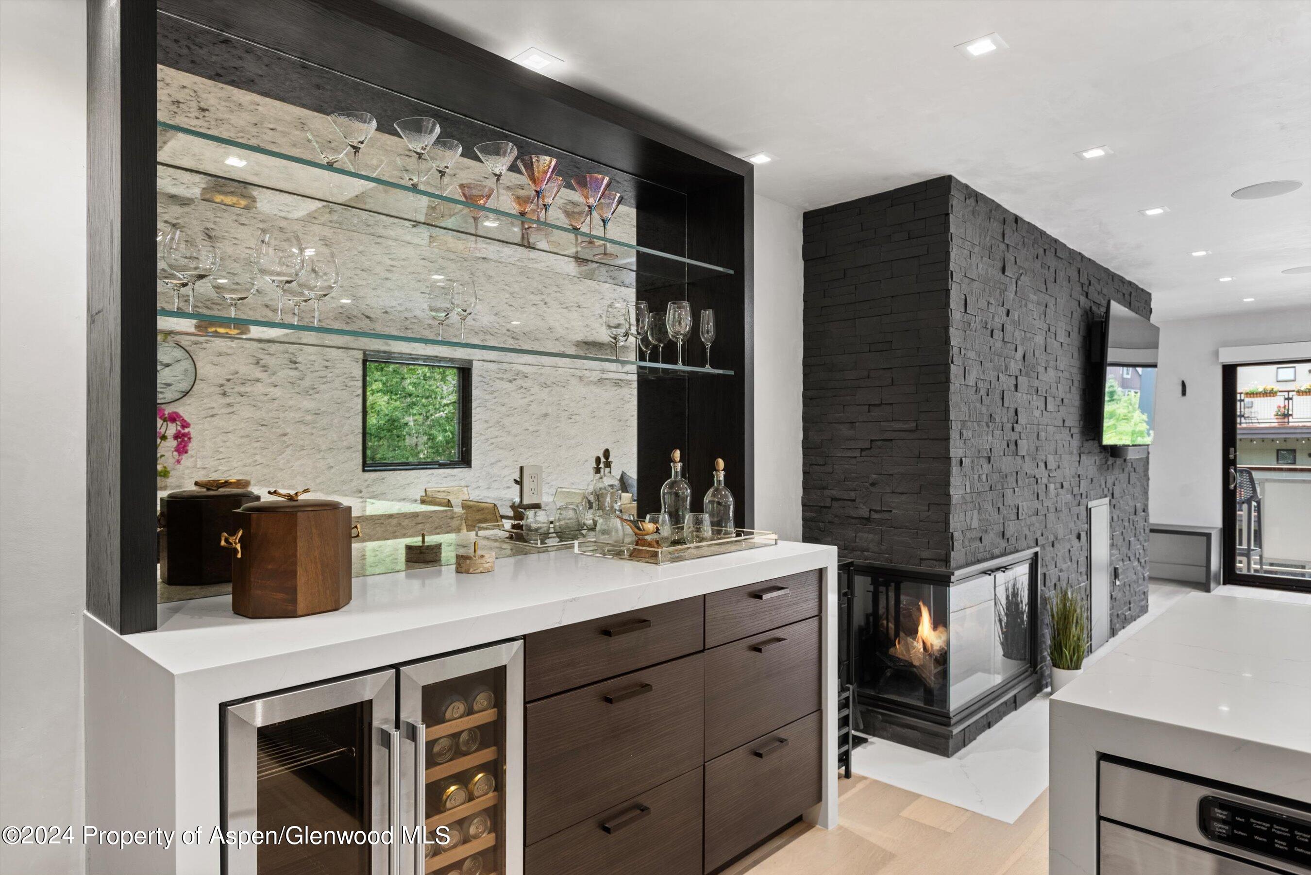 100 E Dean Street Aspen CO 81611