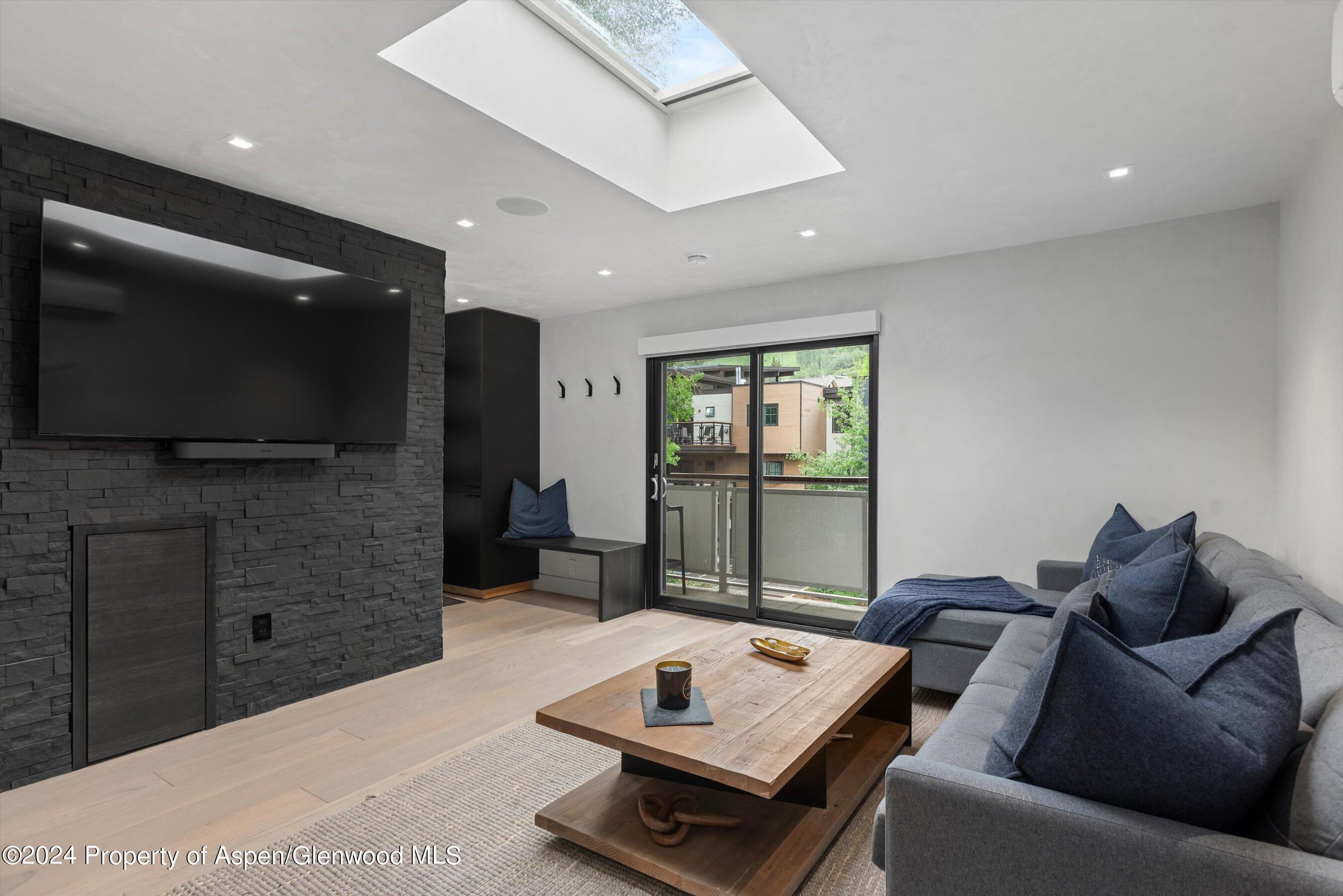 100 E Dean Street Aspen CO 81611