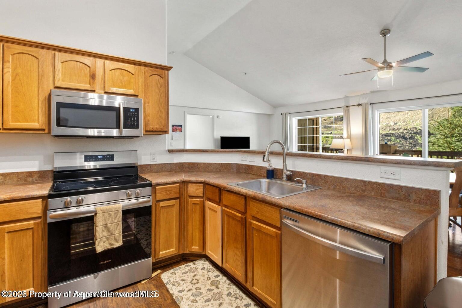 326 River View Drive New Castle CO 81647