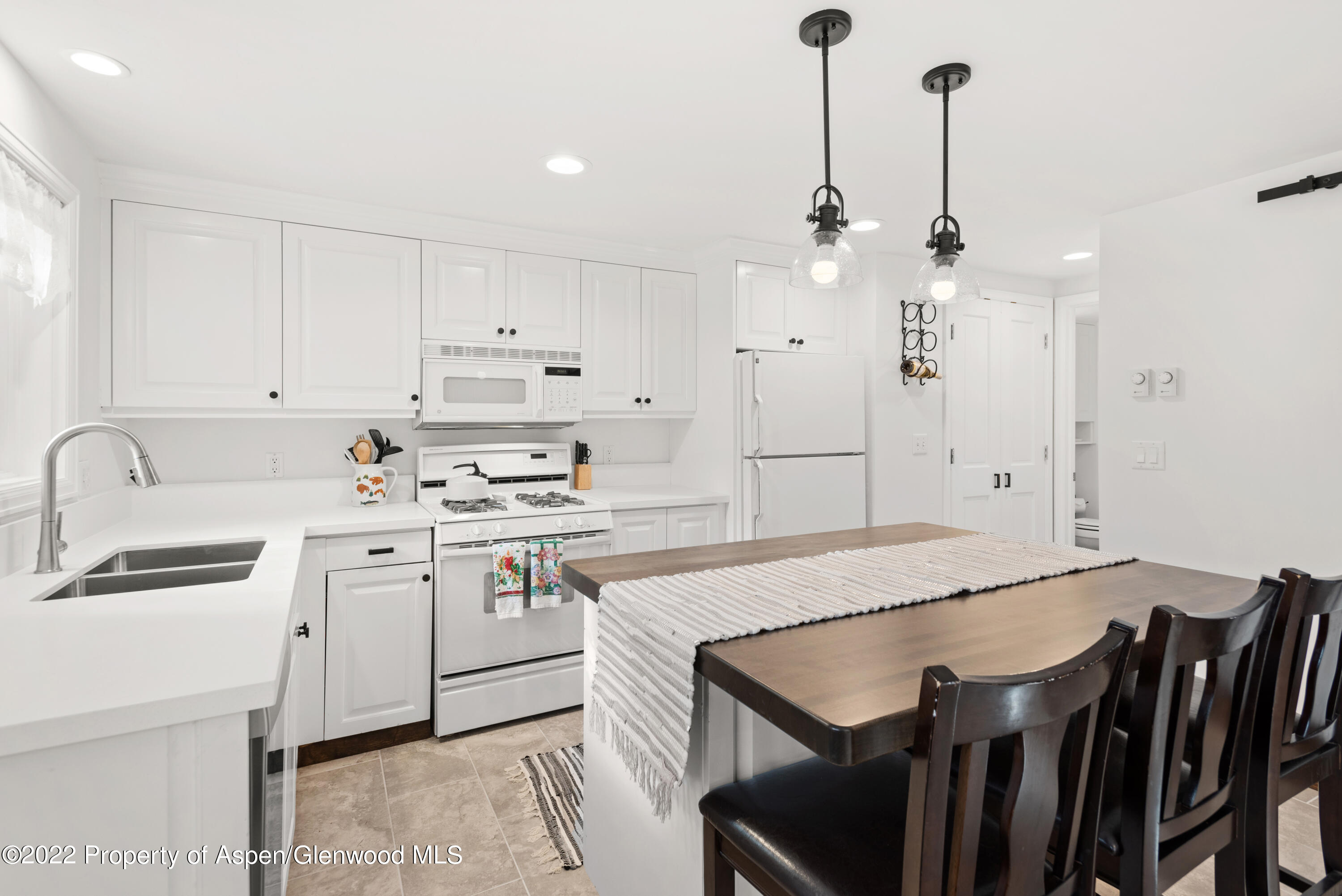 950 E Durant Avenue Aspen CO 81611