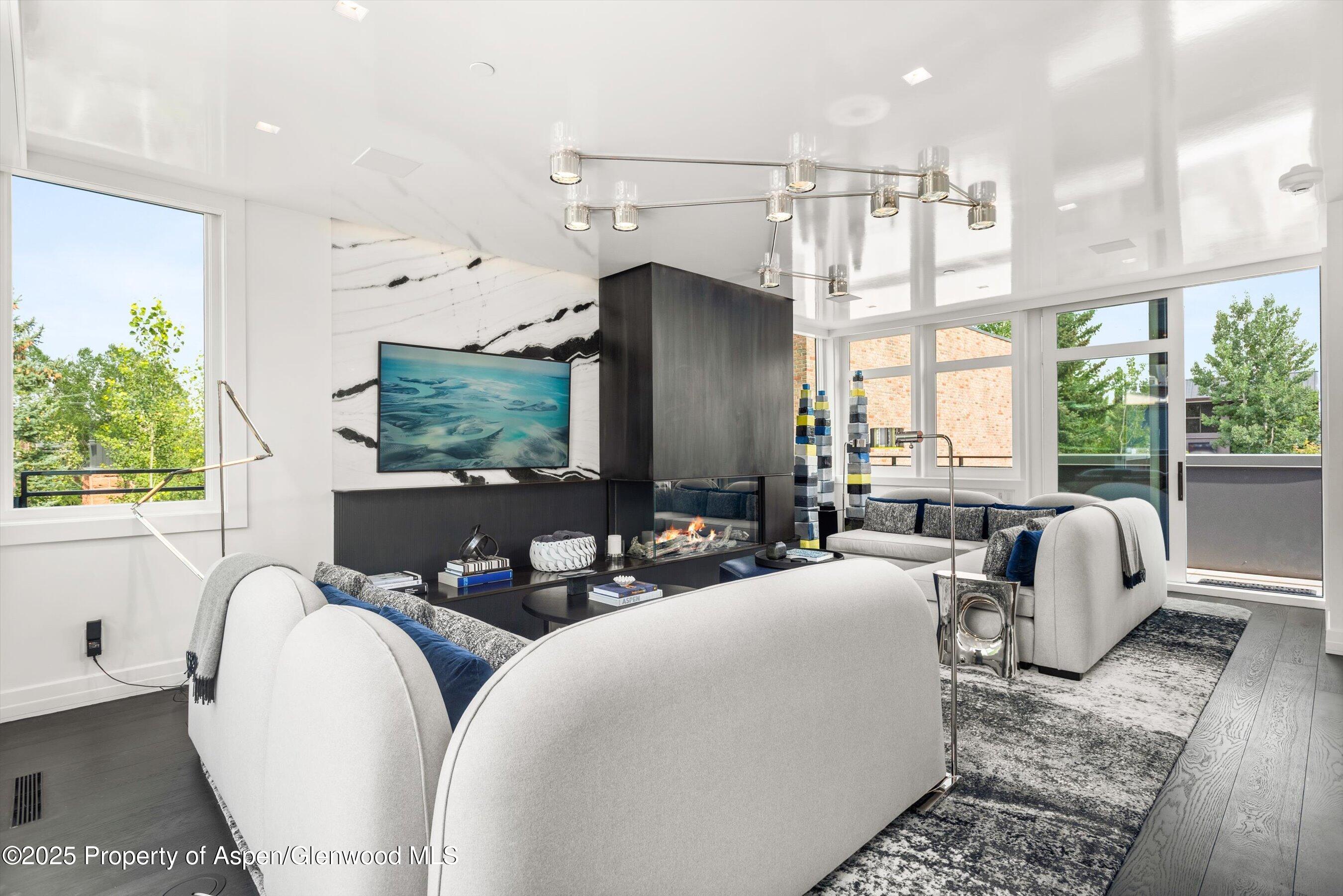 627 E Hopkins Avenue Aspen CO 81611