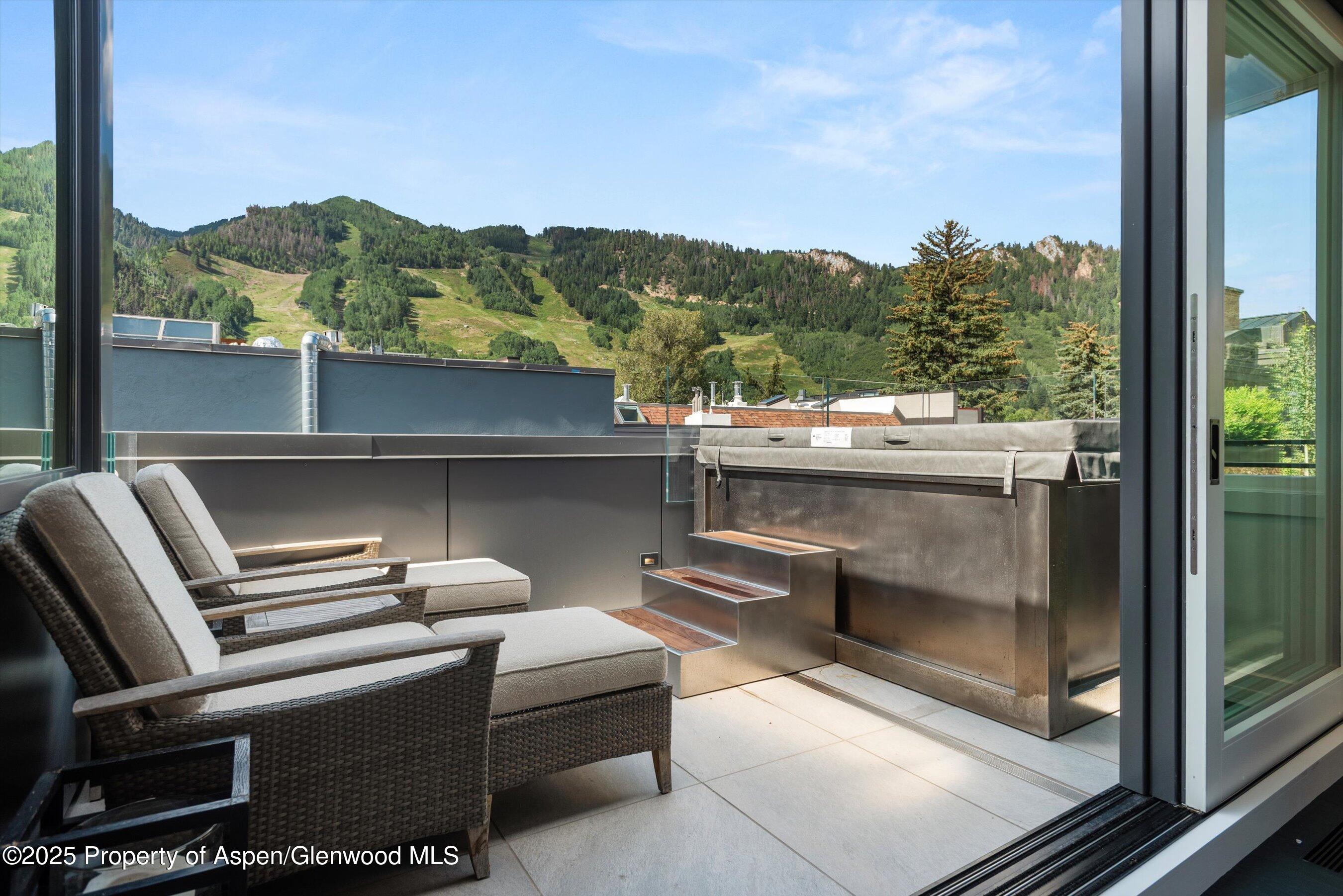 627 E Hopkins Avenue Aspen CO 81611