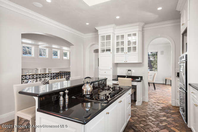 825 Ute Avenue Aspen CO 81611