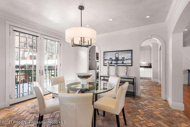 825 Ute Avenue Aspen CO 81611