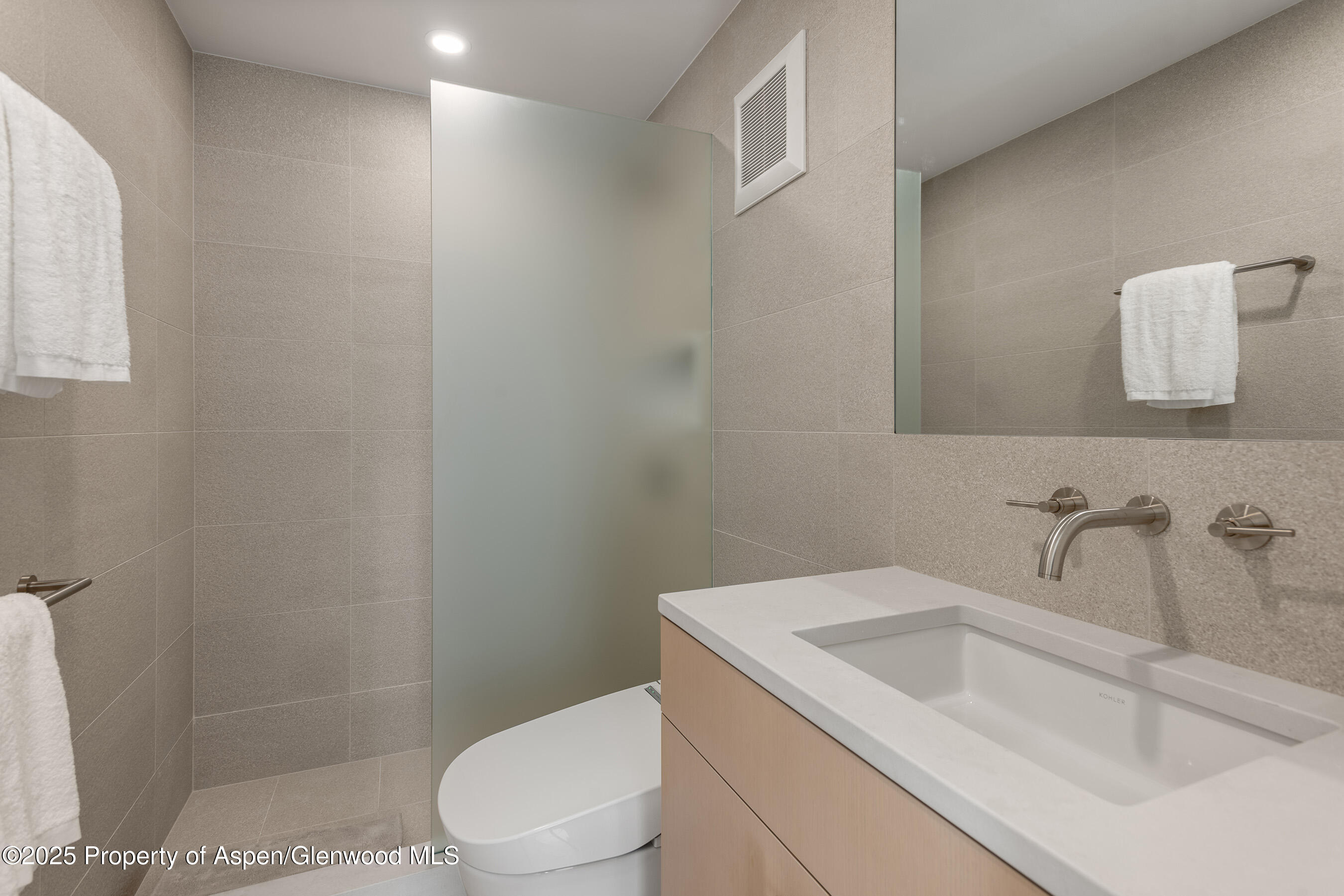 800 E Hopkins Avenue Aspen CO 81611