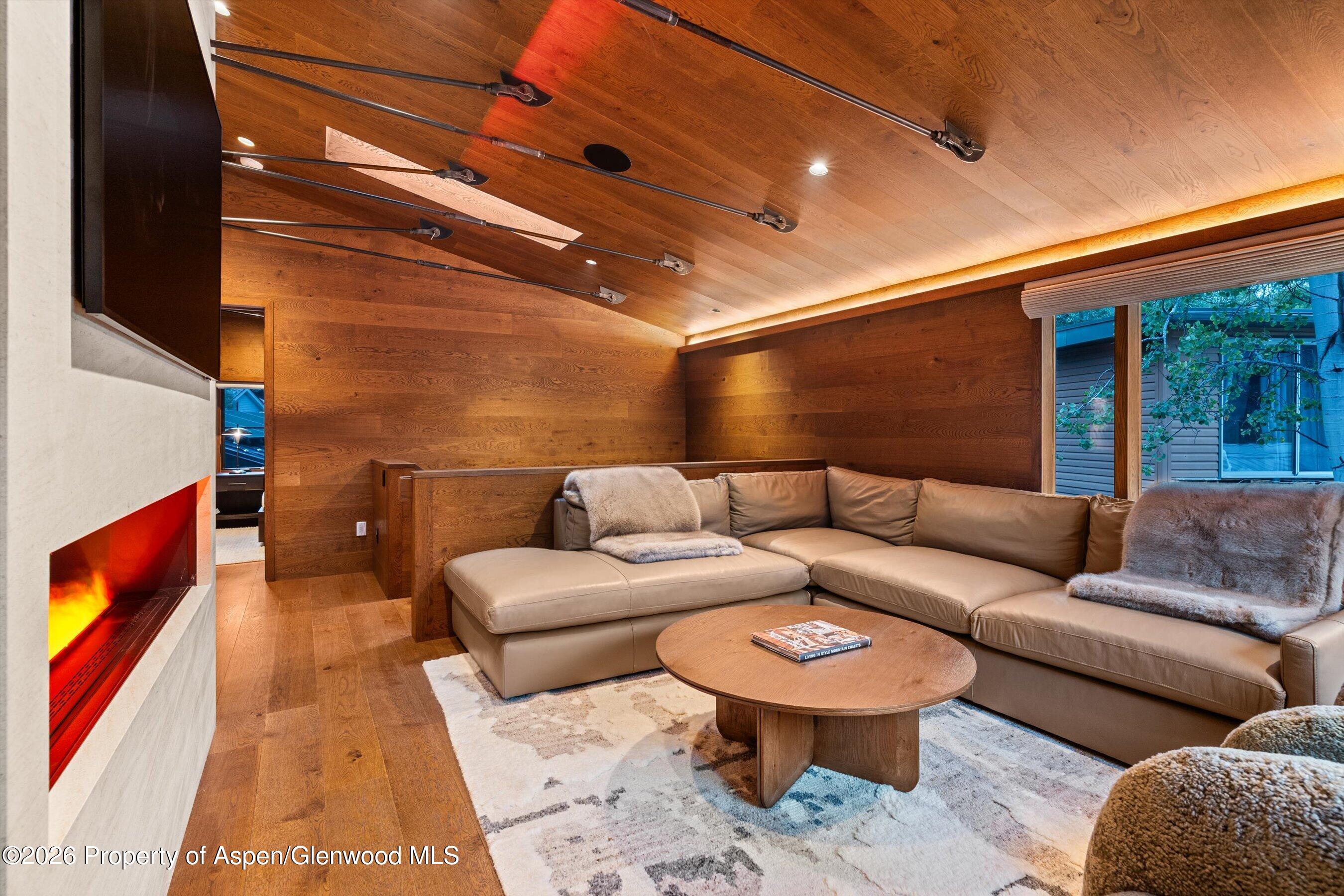 312 W Hyman Avenue Aspen CO 81611