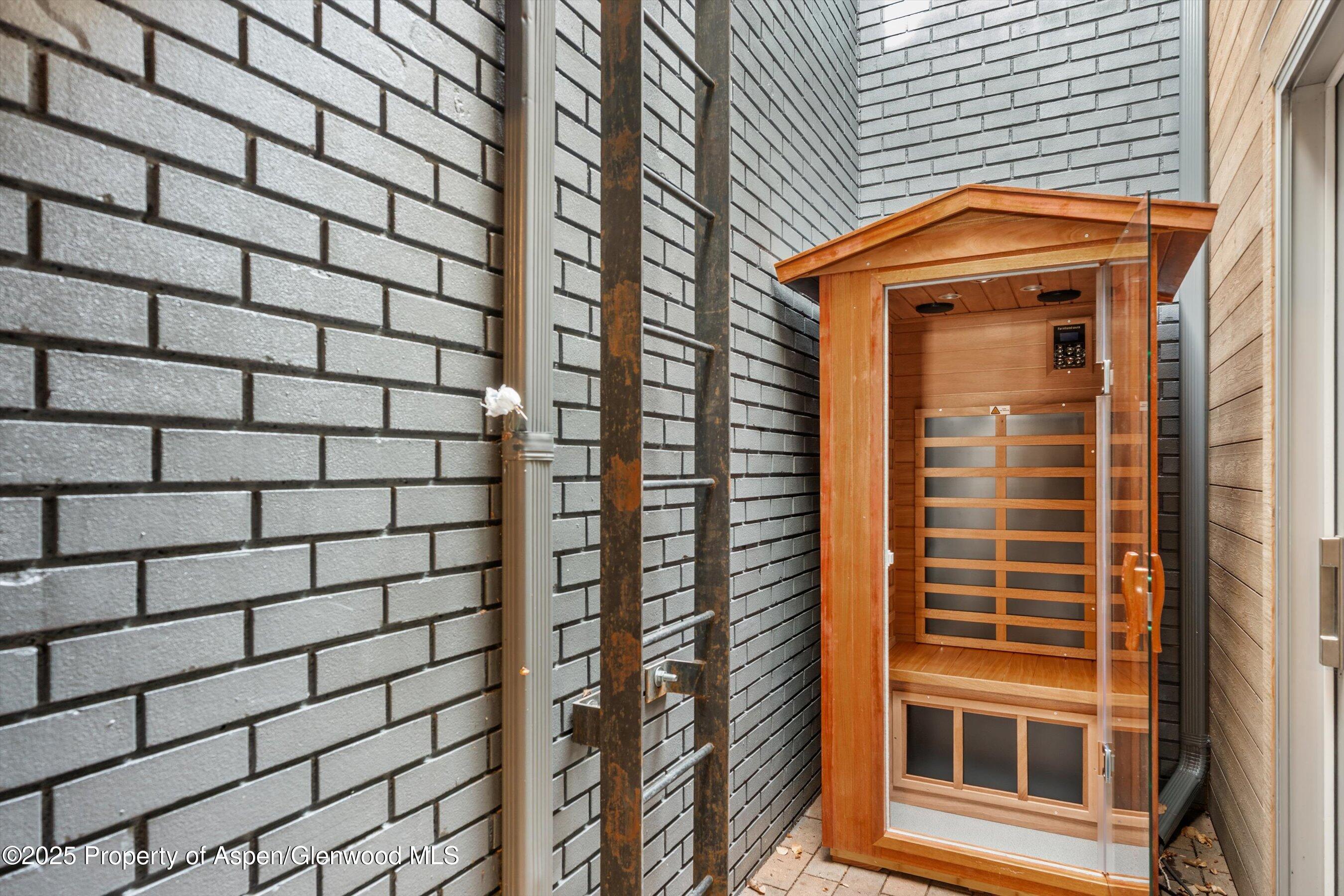 1001 E Cooper Avenue Aspen CO 81611