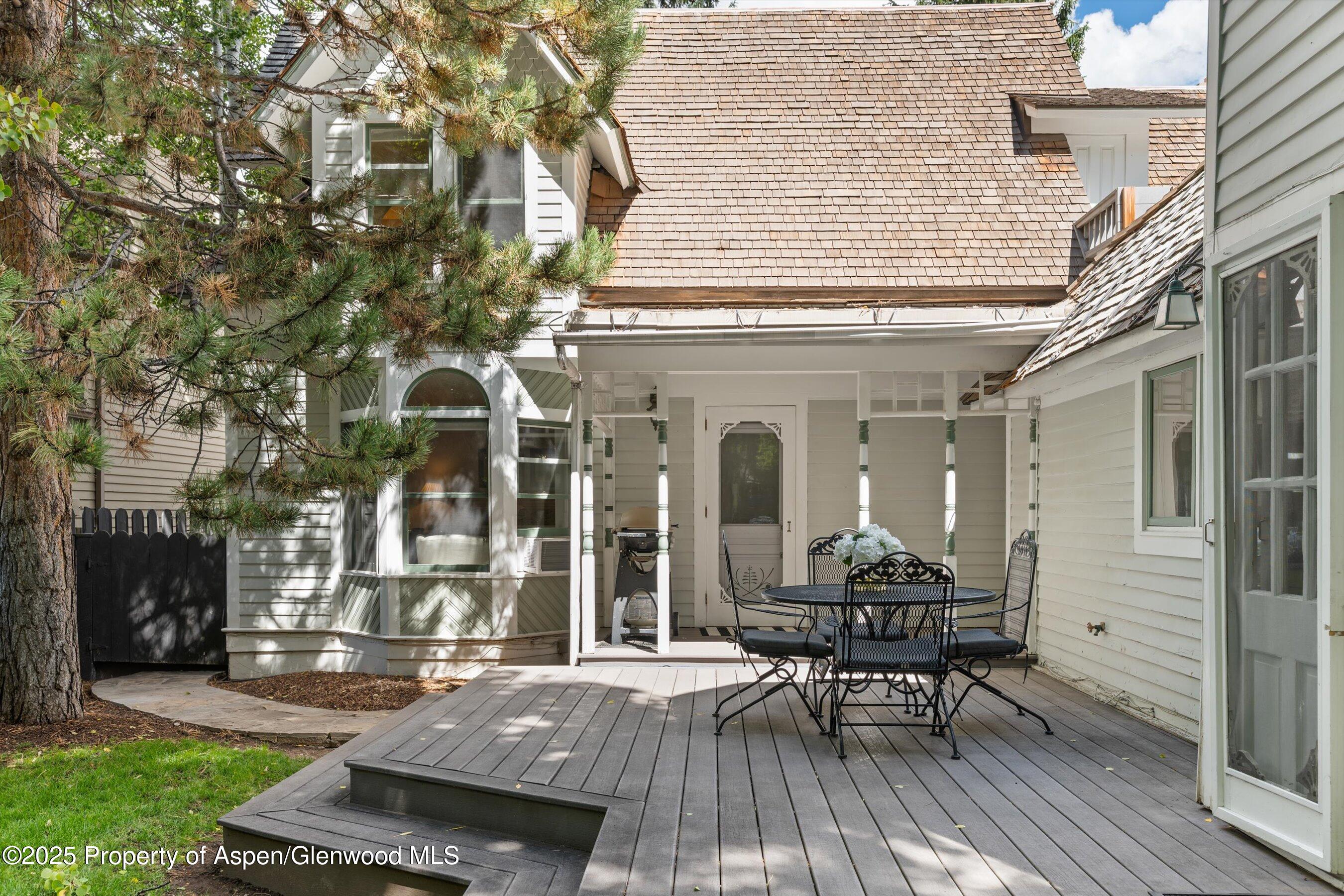 200 W Hopkins Avenue Aspen CO 81611