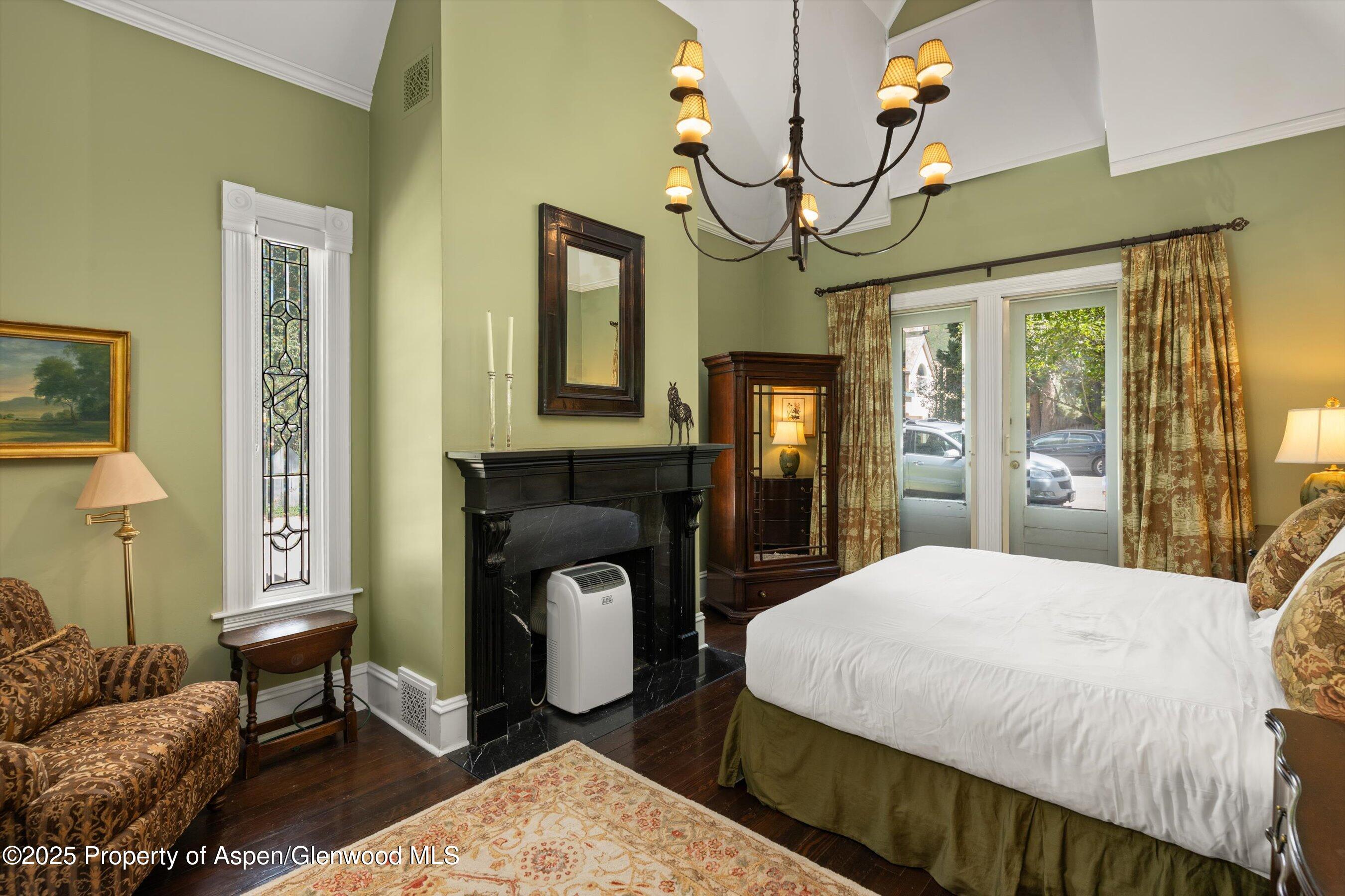 200 W Hopkins Avenue Aspen CO 81611