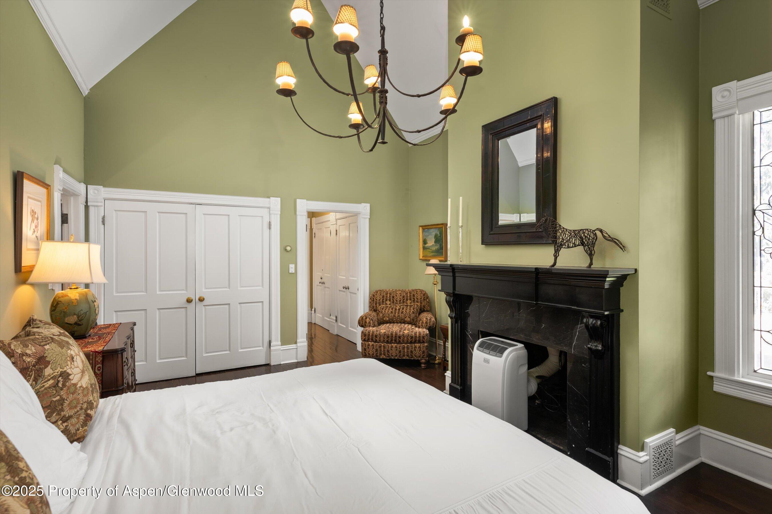 200 W Hopkins Avenue Aspen CO 81611