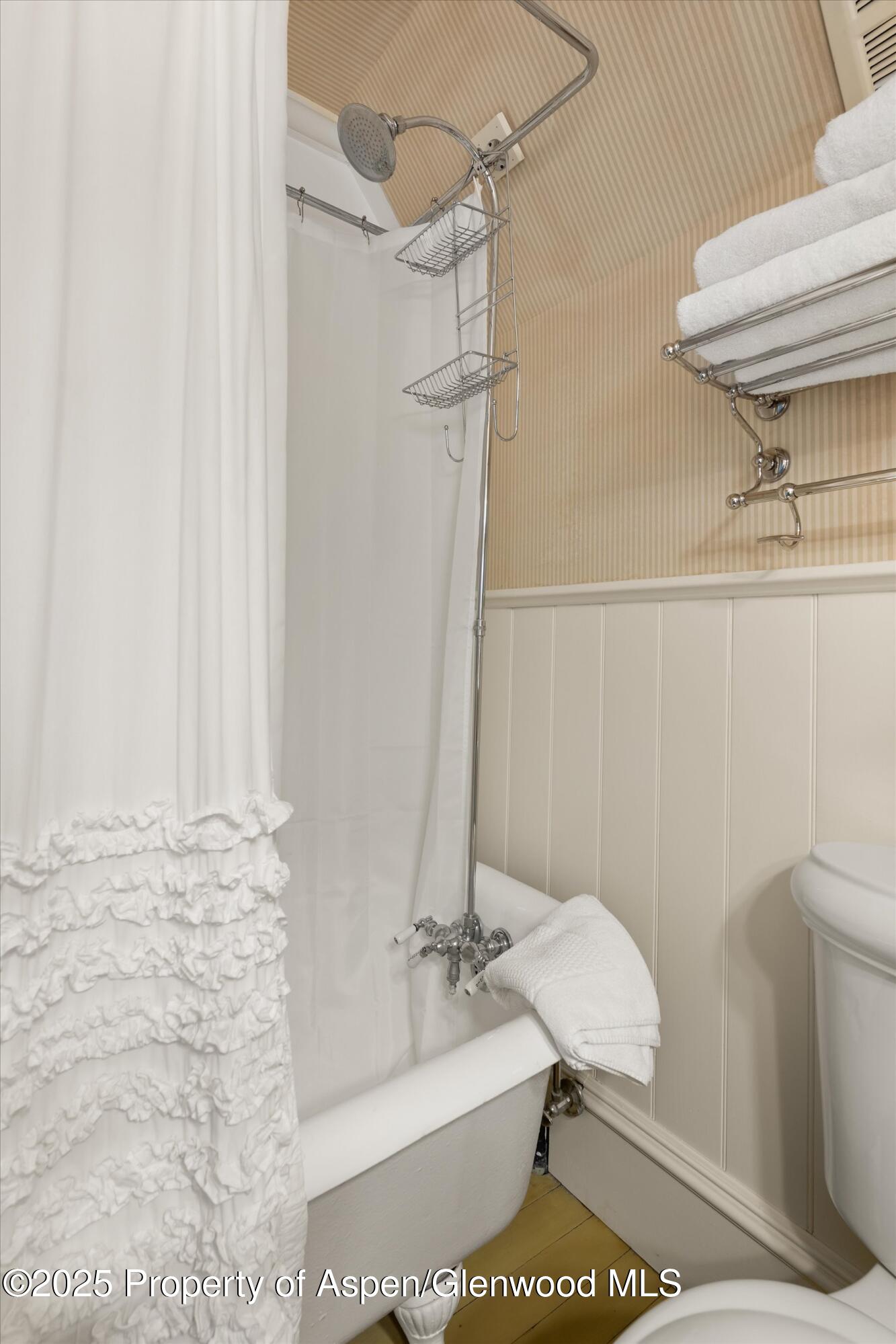 200 W Hopkins Avenue Aspen CO 81611