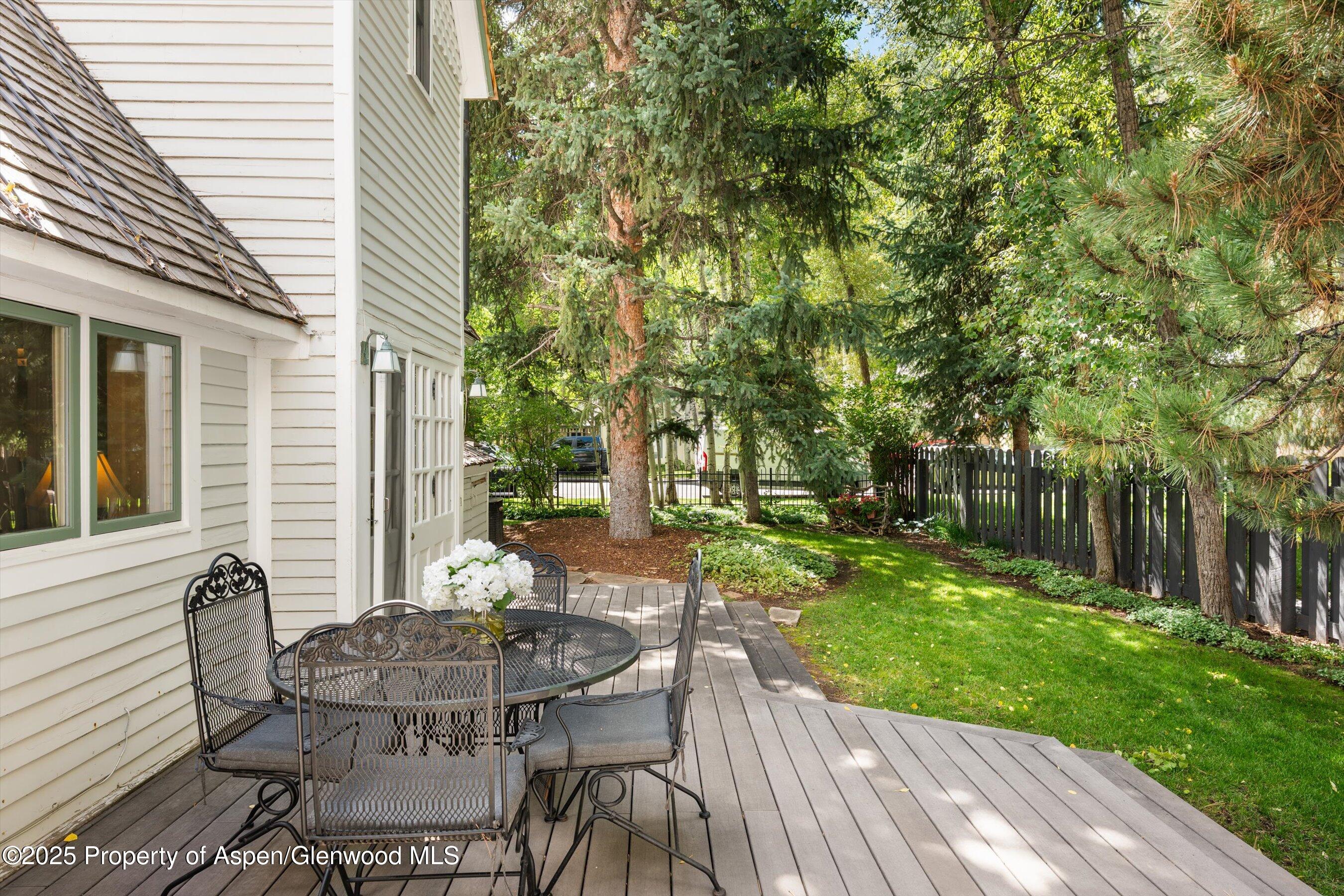 200 W Hopkins Avenue Aspen CO 81611