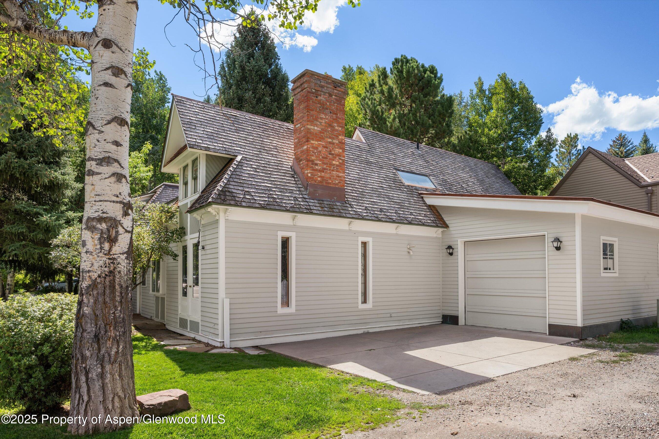 200 W Hopkins Avenue Aspen CO 81611