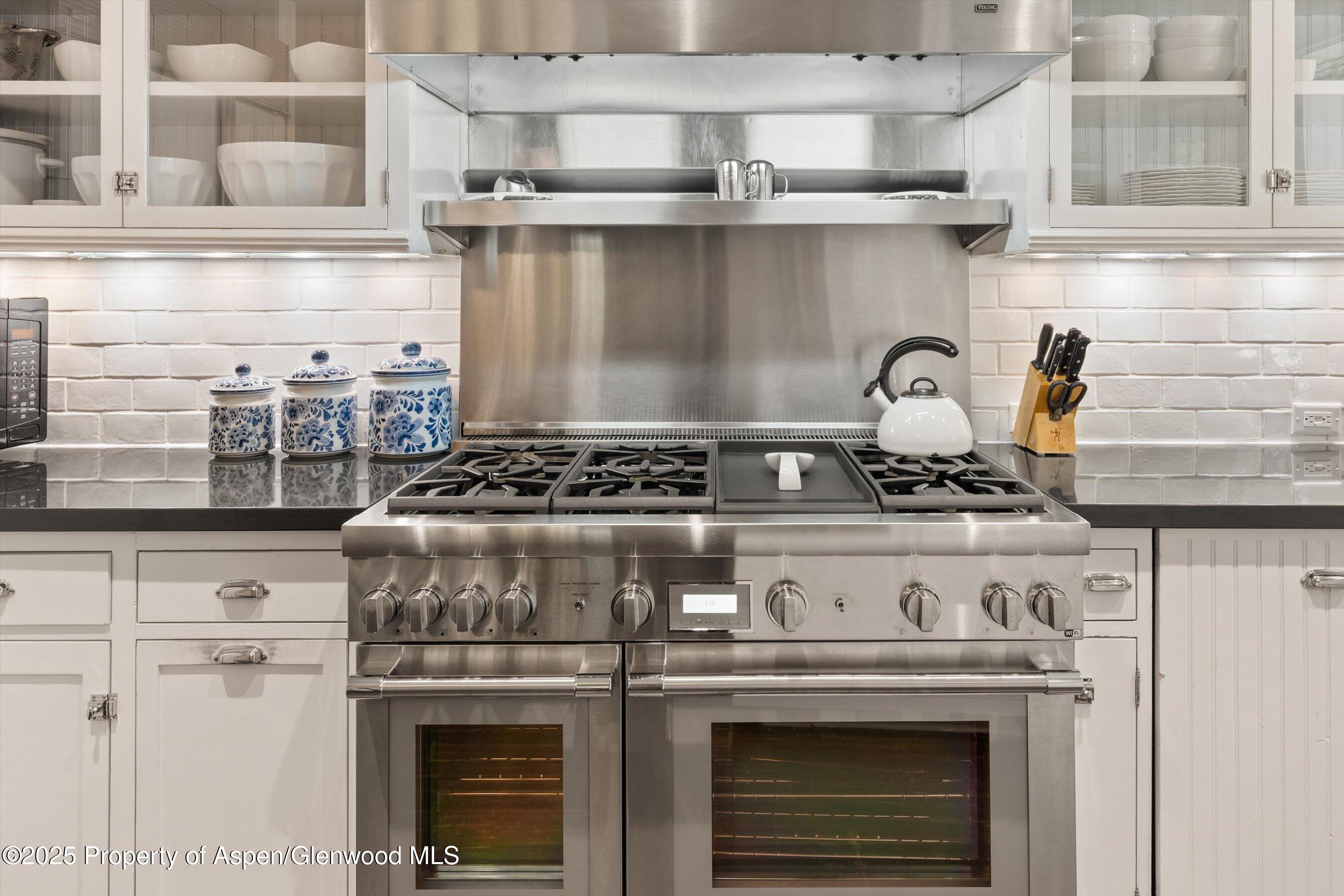 200 W Hopkins Avenue Aspen CO 81611