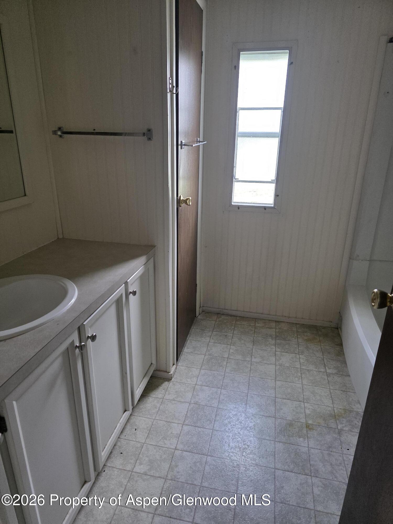 38 Cherry Court New Castle CO 81647