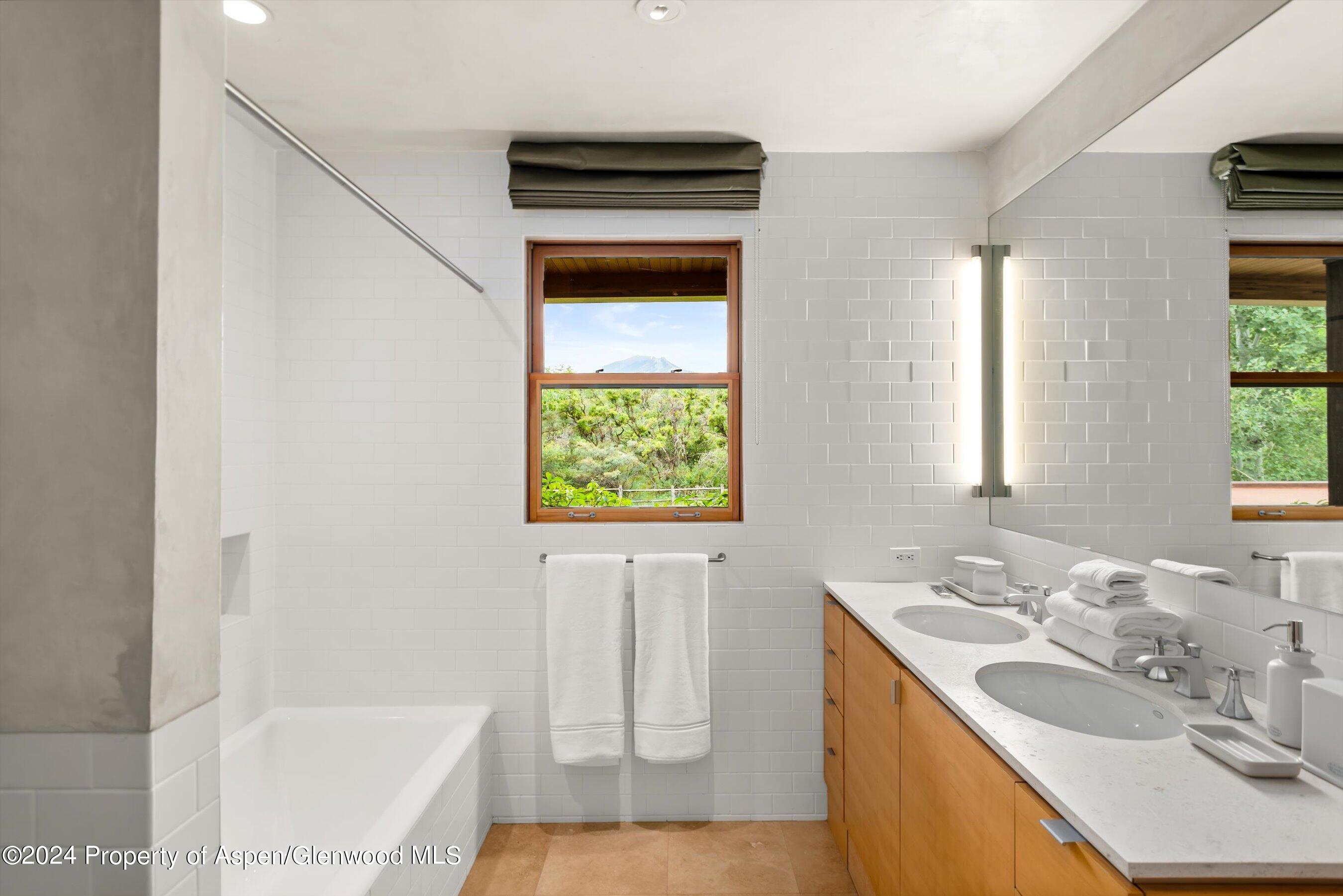 700 Nell Erickson Road Aspen CO 81611