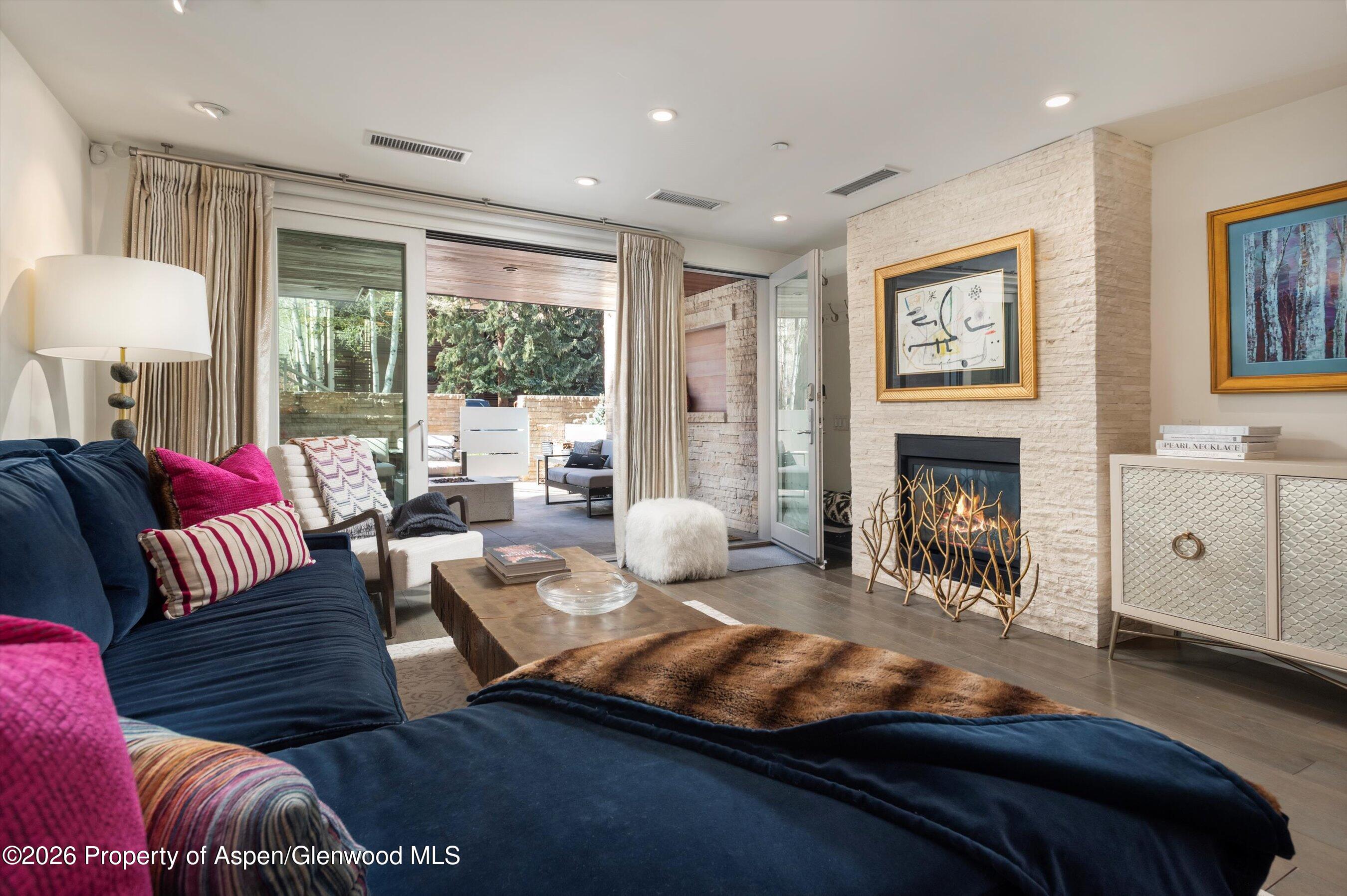 Aspen CO, 100 E Cooper Avenue, Unit 5