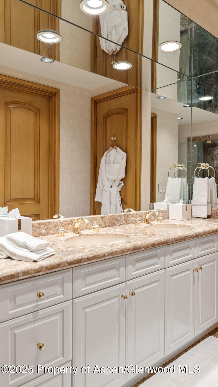 715 Willoughby Way Aspen CO 81611