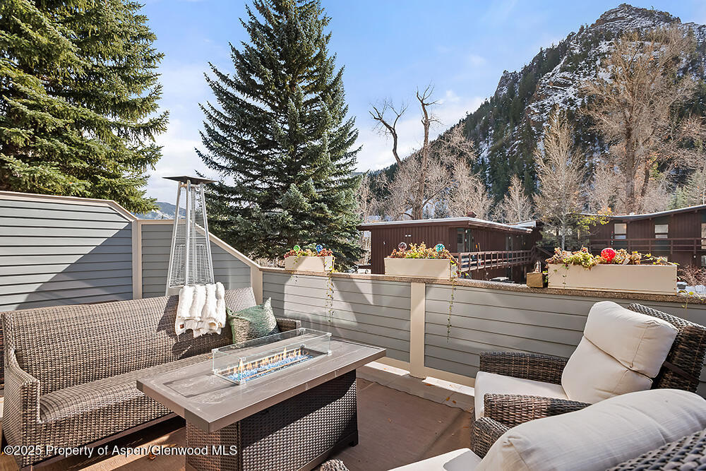 605 W Main Street Aspen CO 81611