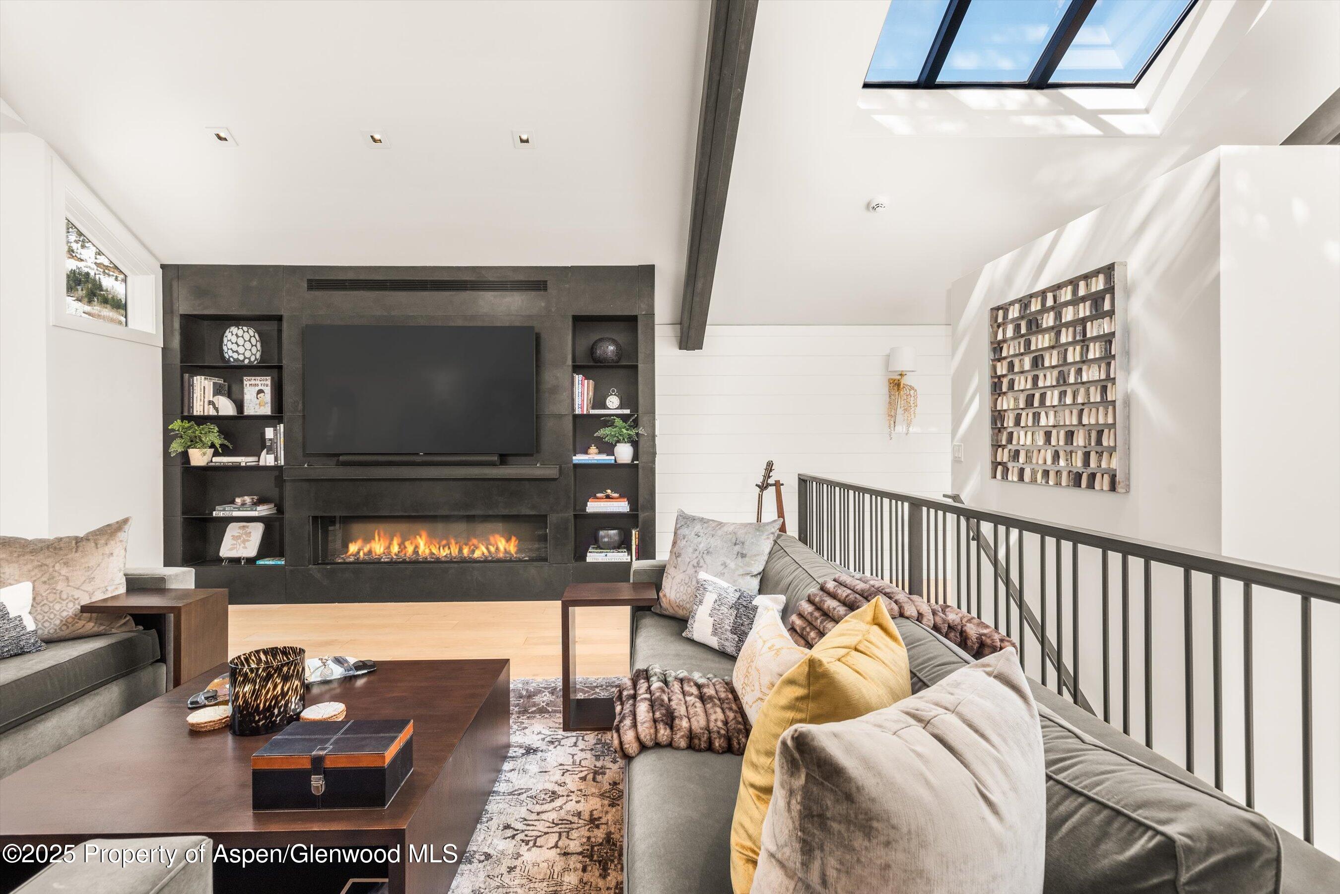 929 E E Durant Avenue Aspen CO 81611