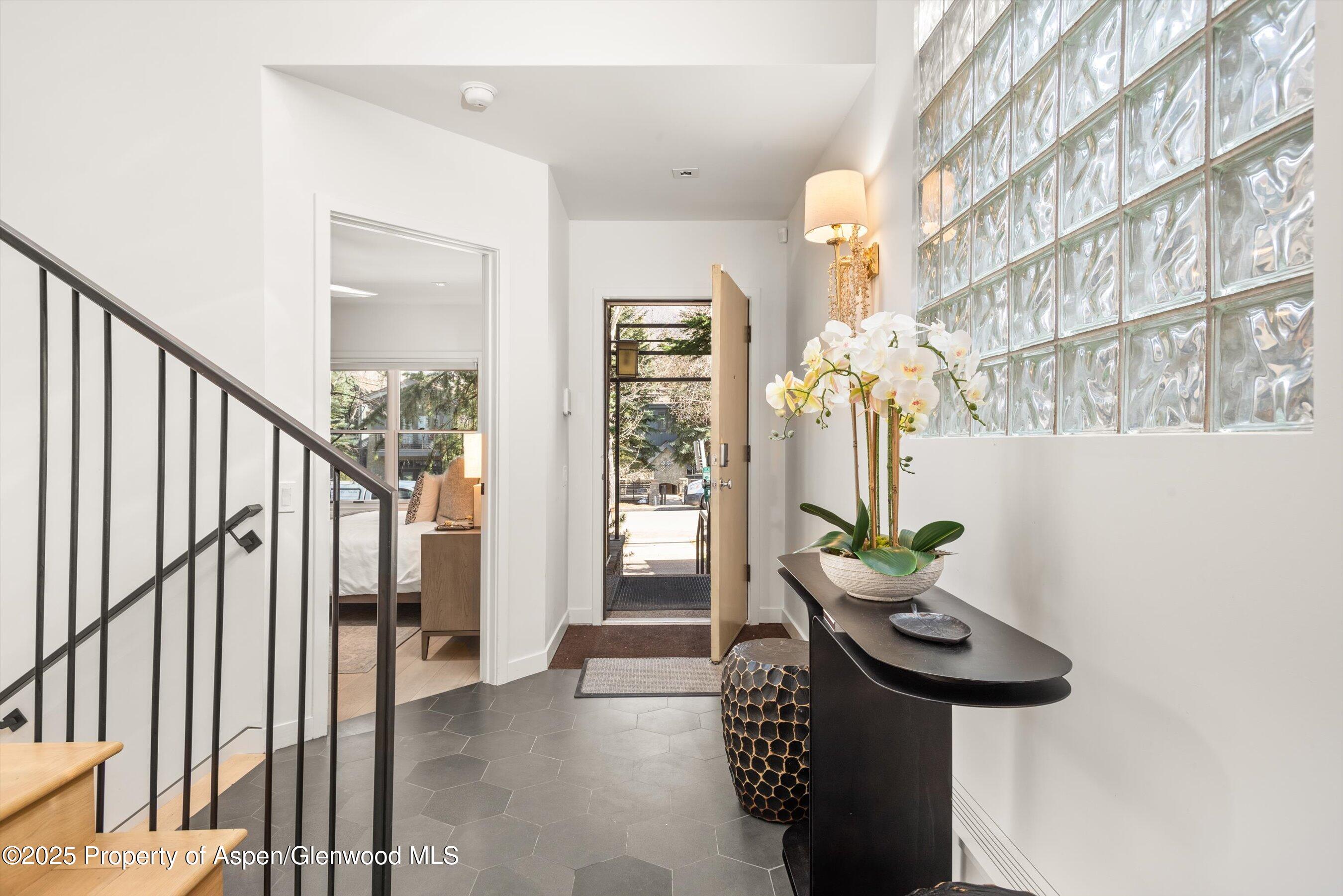 929 E E Durant Avenue Aspen CO 81611