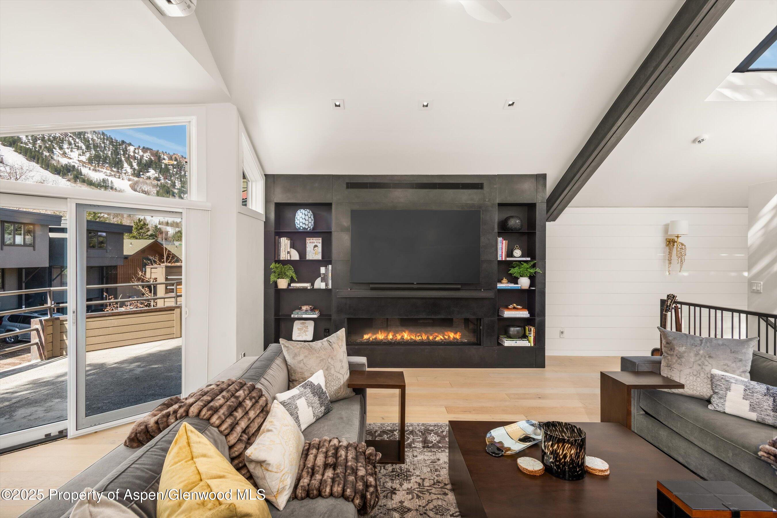 929 E E Durant Avenue Aspen CO 81611