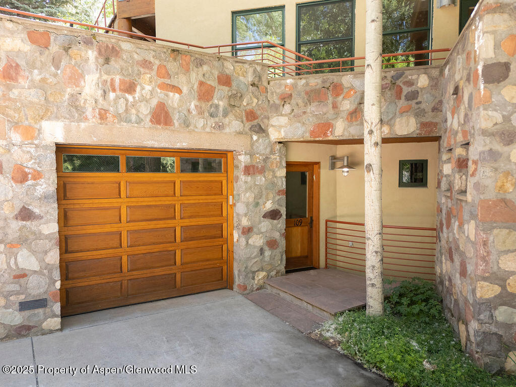109 Neale Avenue Aspen CO 81611