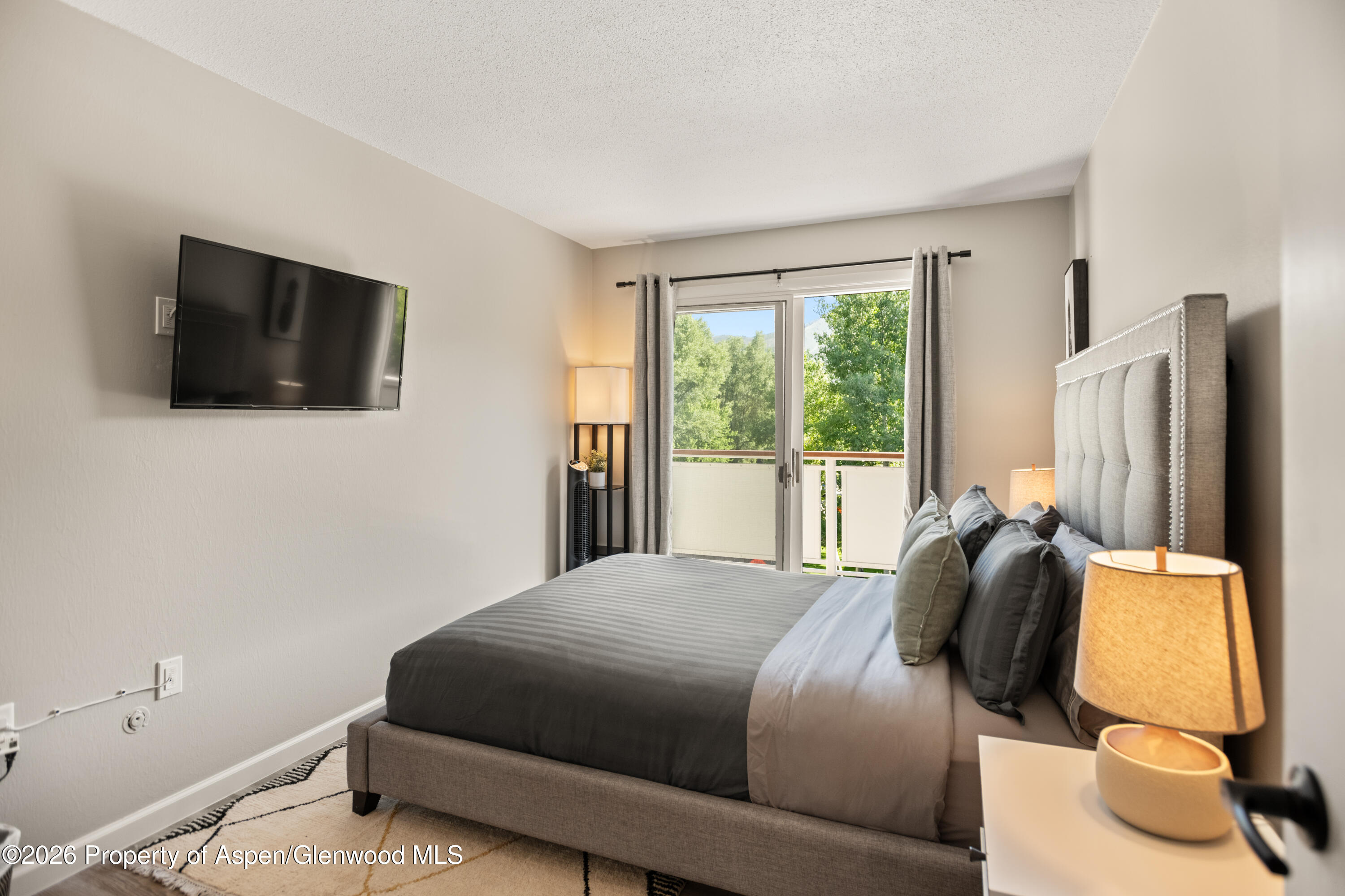 100 E Dean Street Aspen CO 81611