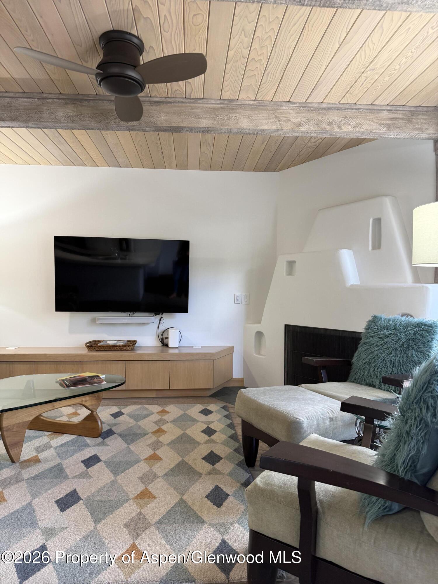 Aspen CO, 600 E Main Street, Unit 406