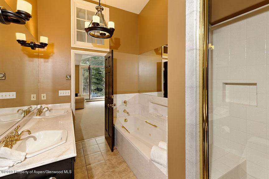 814 E Cooper Avenue Aspen CO 81611