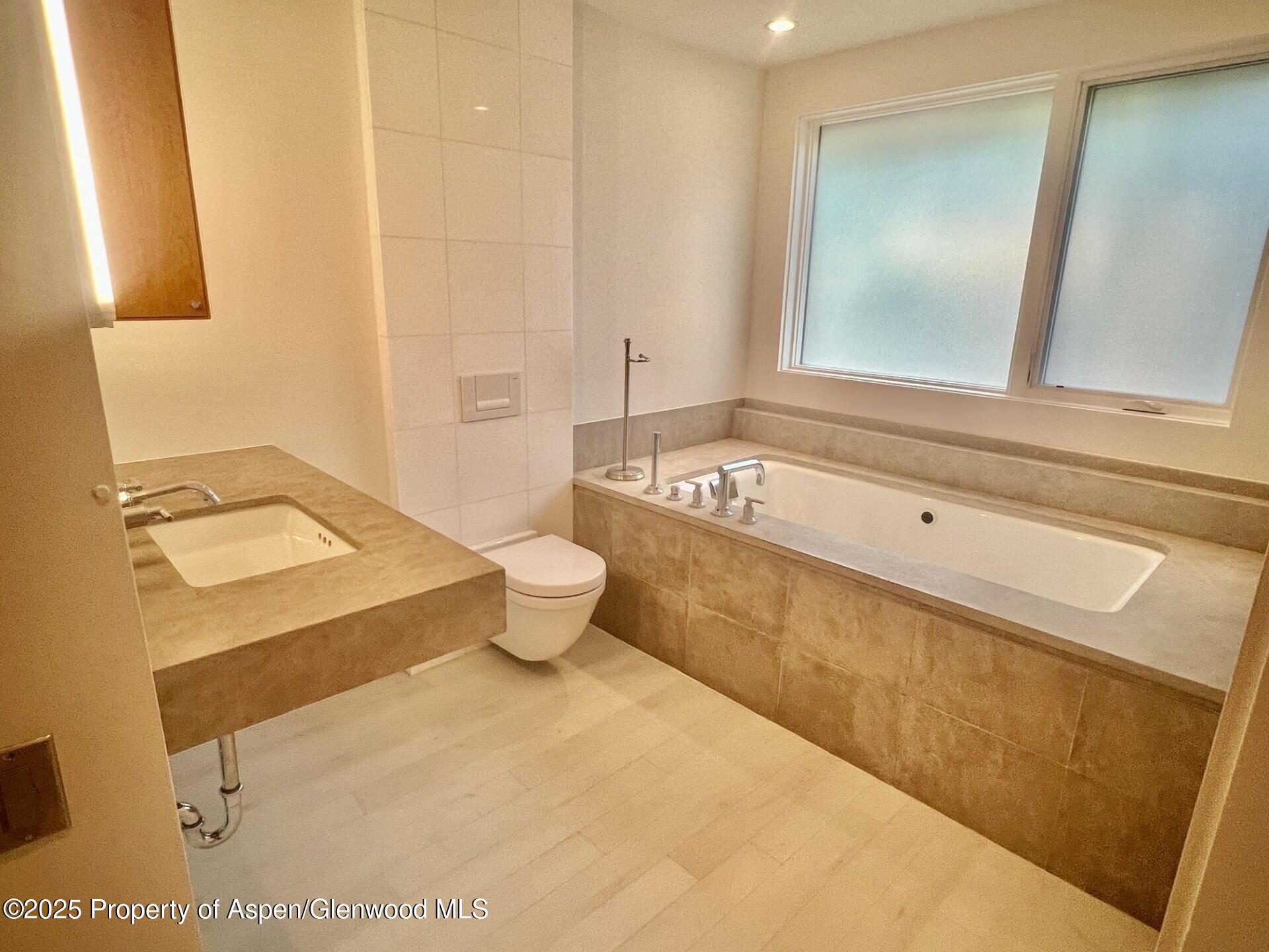 100 E Cooper Avenue Aspen CO 81611