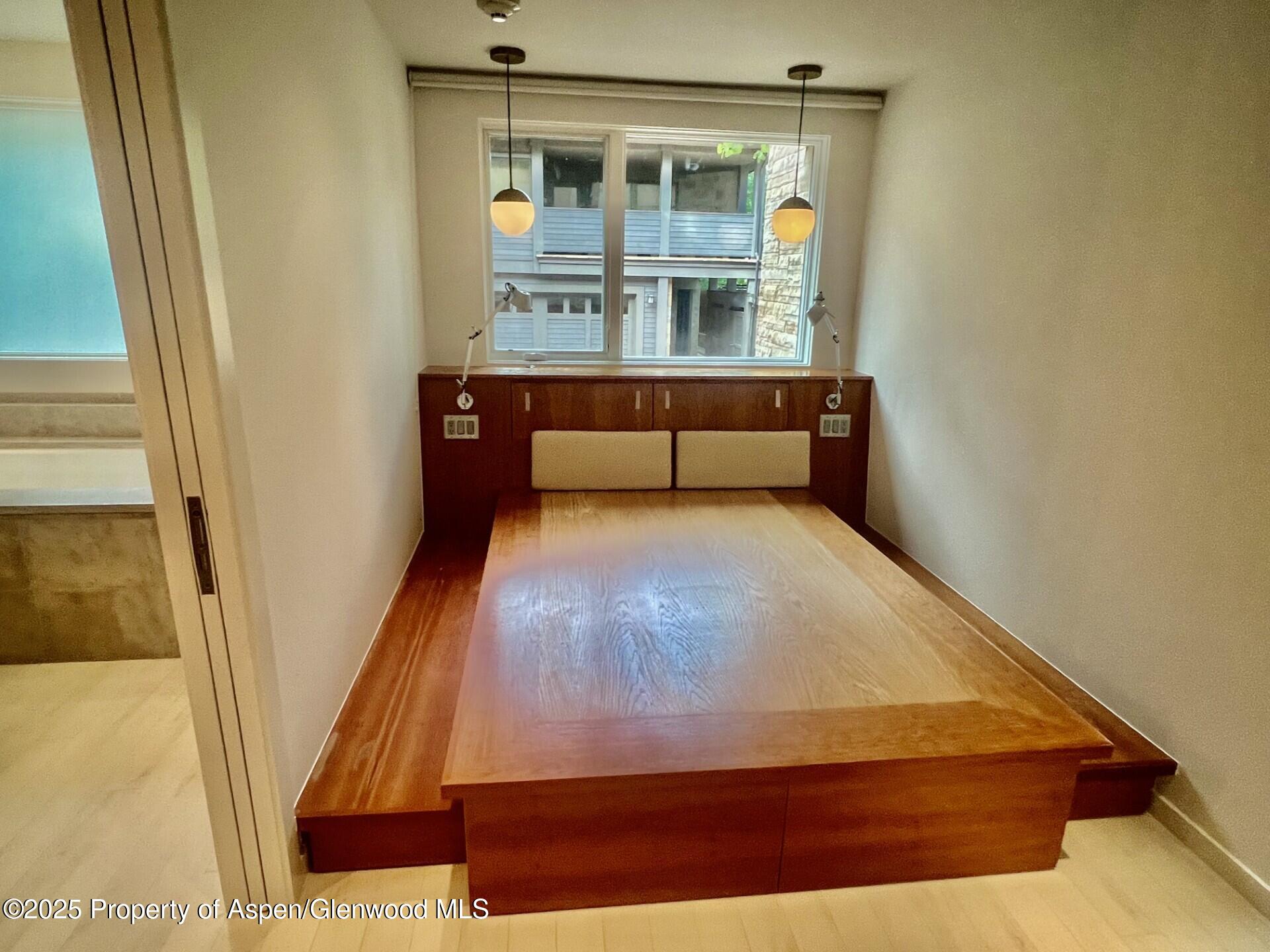 100 E Cooper Avenue Aspen CO 81611