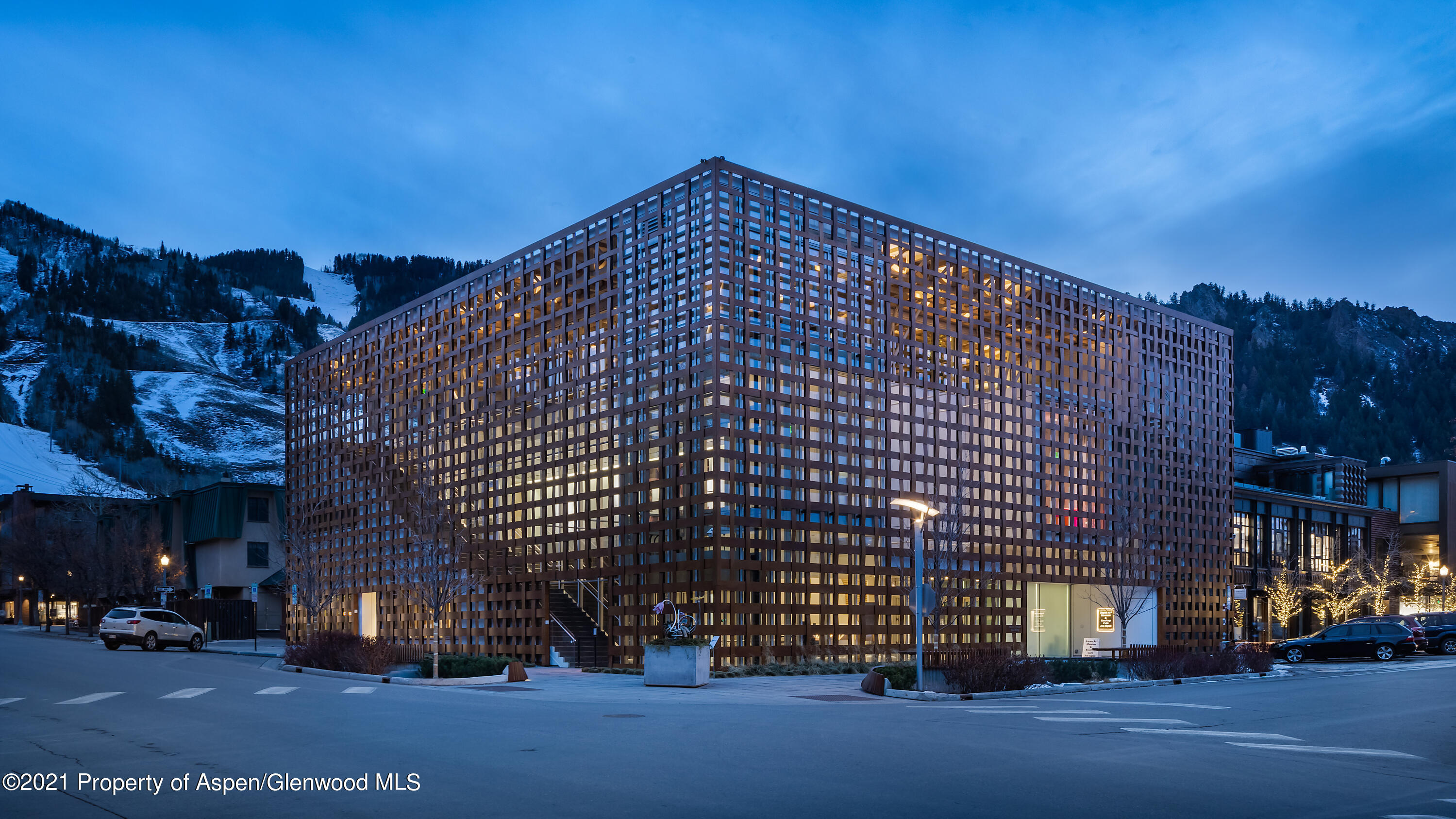 704 E Hyman Avenue Aspen CO 81611