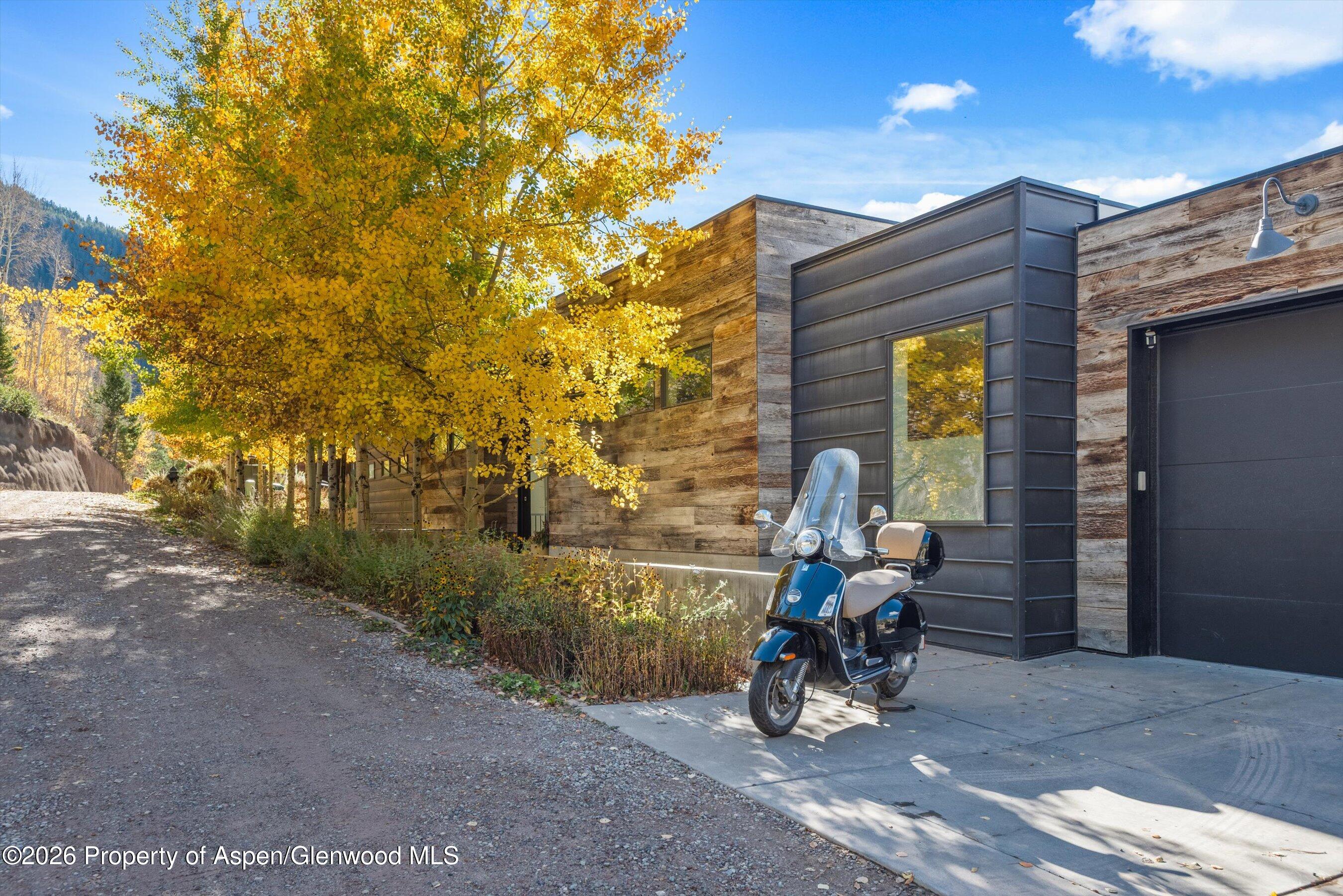 191 Skimming Lane Aspen CO 81611