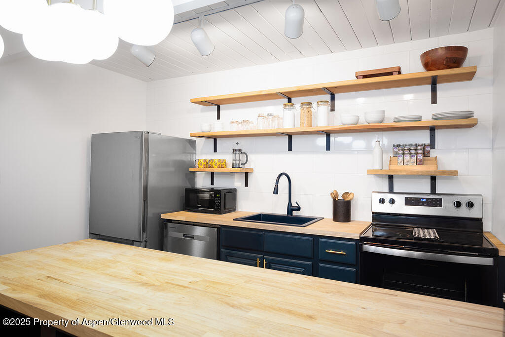 901 E Hyman Avenue Aspen CO 81611