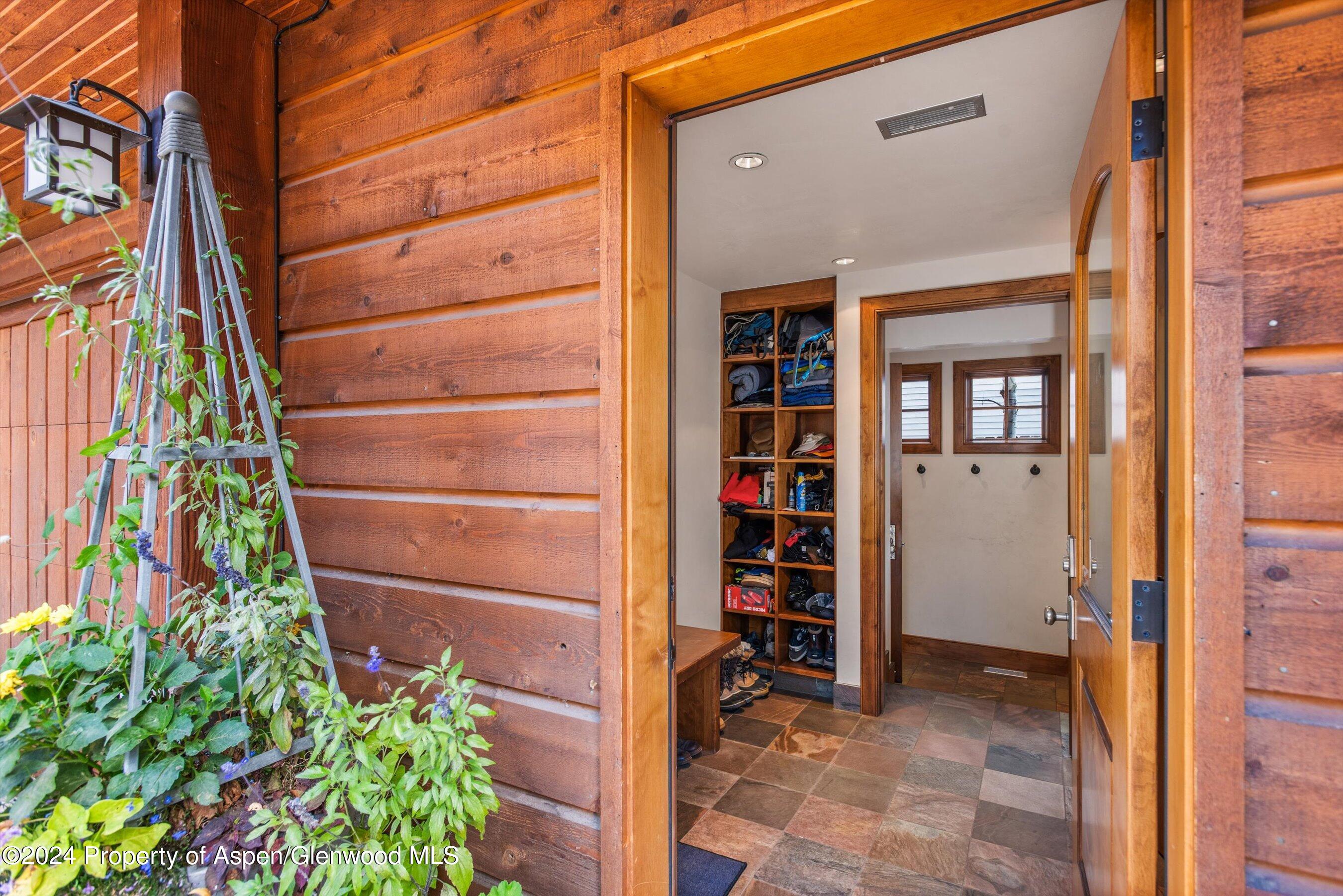 1016 E Hopkins Avenue Aspen CO 81611