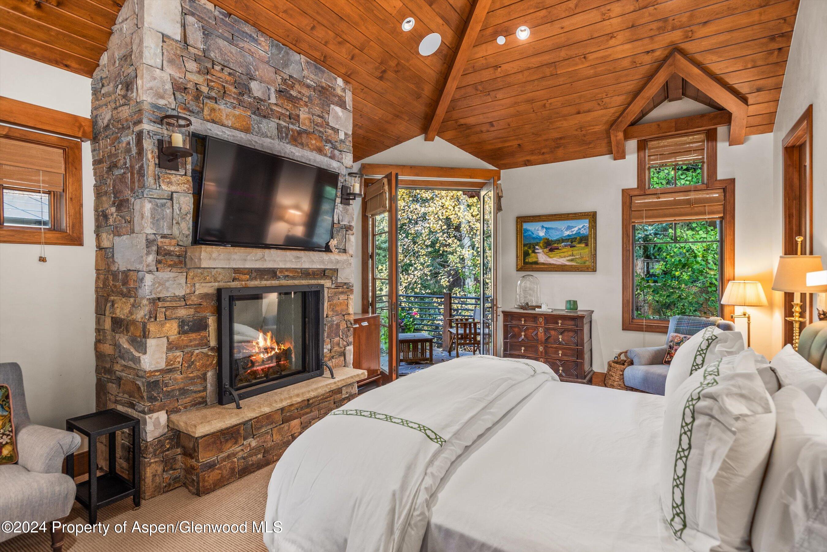 1016 E Hopkins Avenue Aspen CO 81611