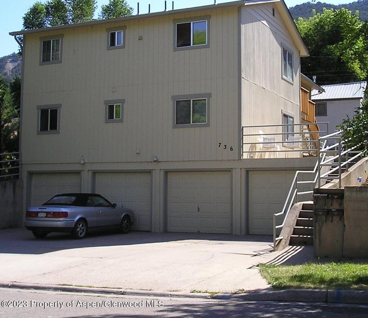 Glenwood Springs CO, 736 Bennett Avenue