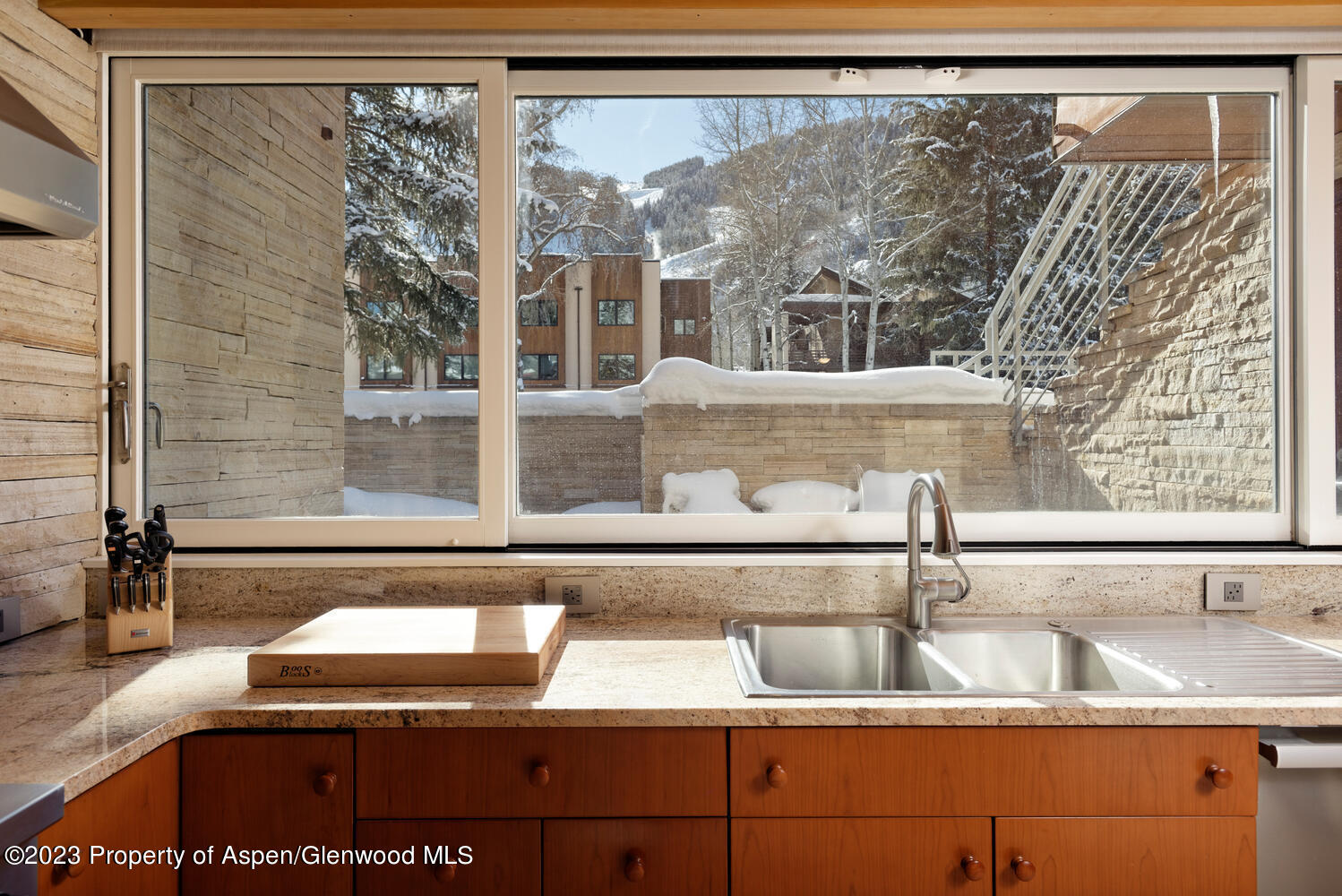 100 E Cooper Avenue Aspen CO 81611