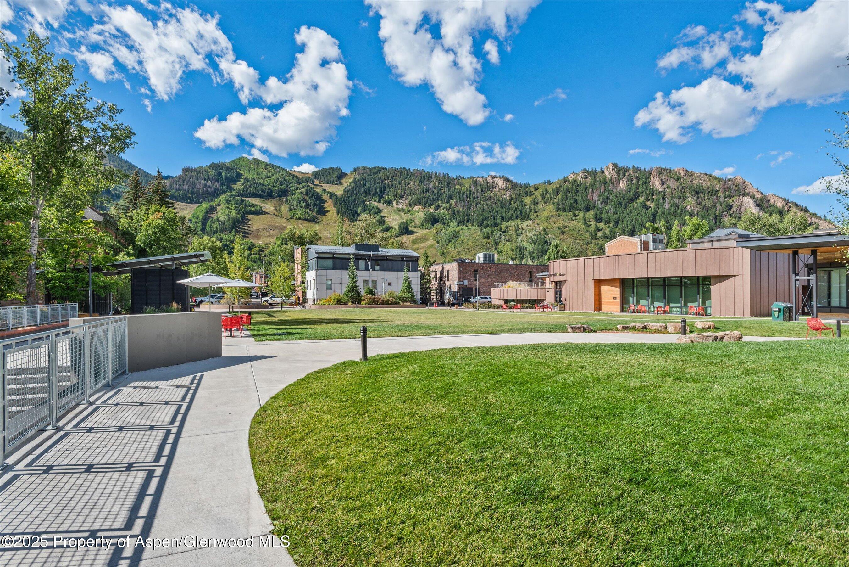 434 E Main Street Aspen CO 81611
