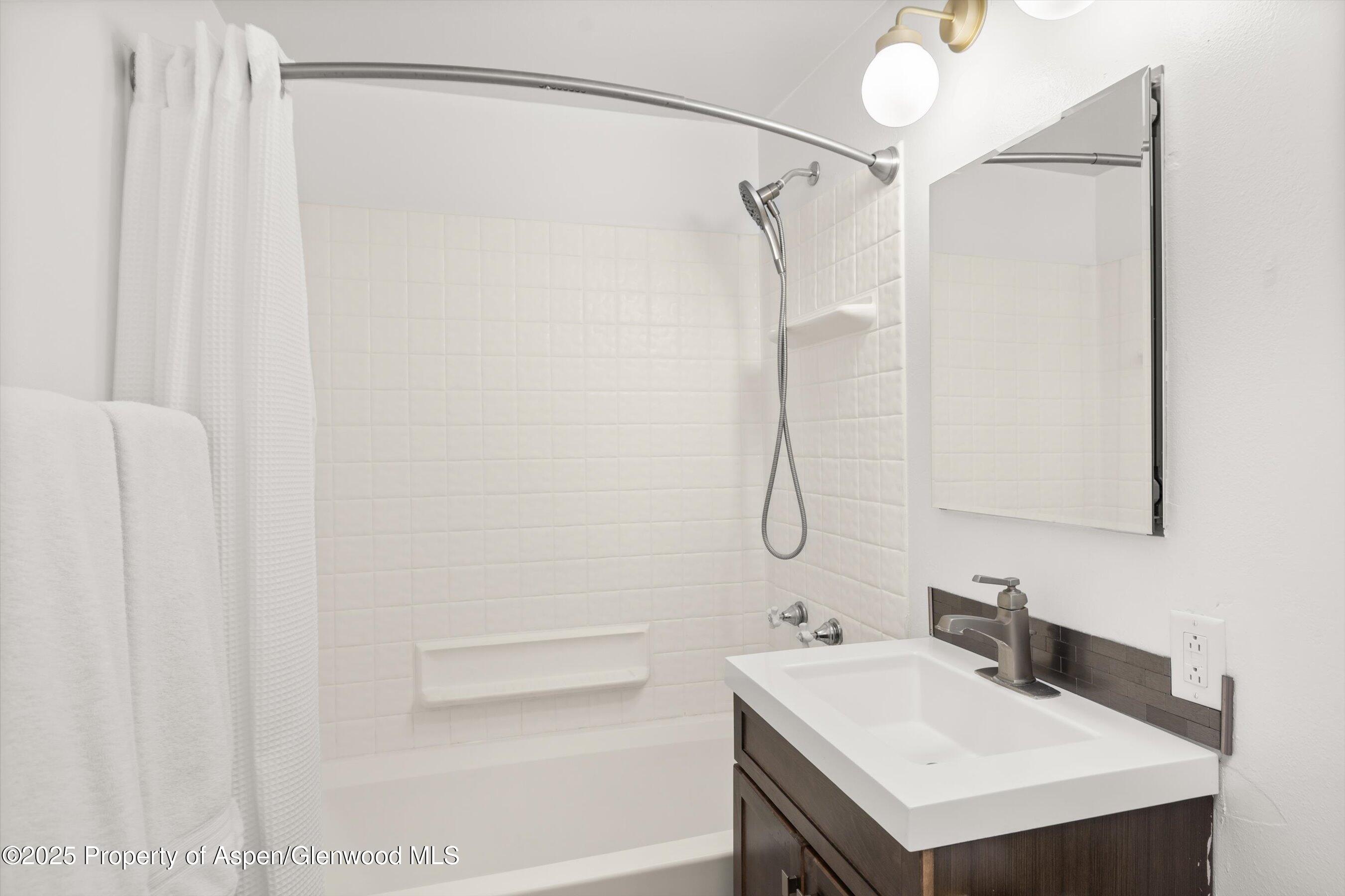 119 E Cooper Avenue Aspen CO 81611